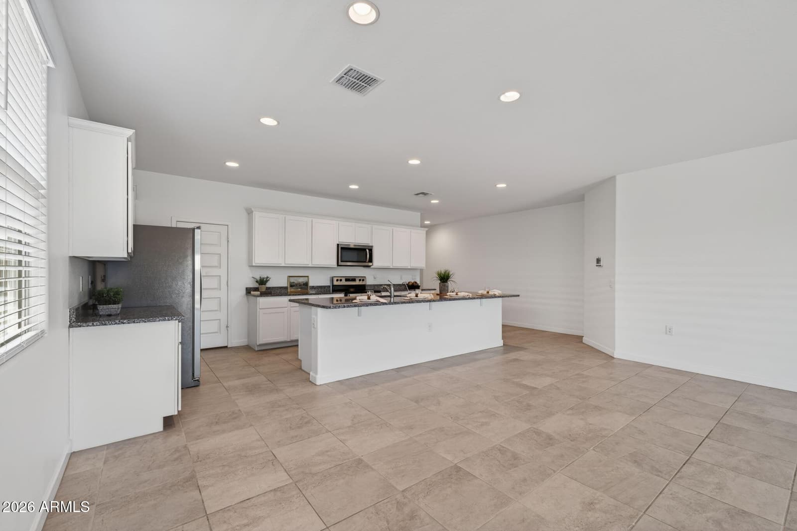 2421 W SABLE Avenue, Apache Junction, AZ 85120 — photo 16 of 39