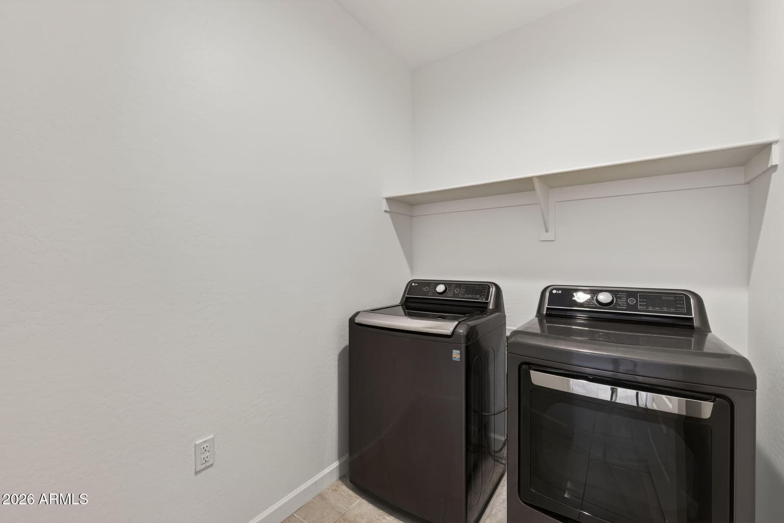 2421 W SABLE Avenue, Apache Junction, AZ 85120 — photo 24 of 39