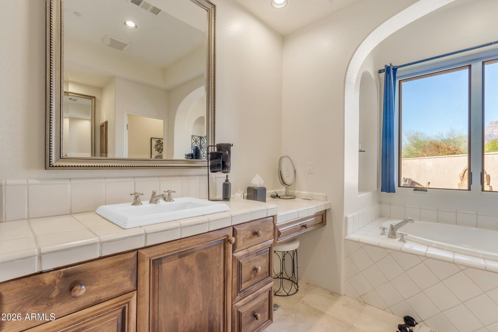 8286 E CLUB VILLAGE Drive, Gold Canyon, AZ 85118 — photo 28 of 70