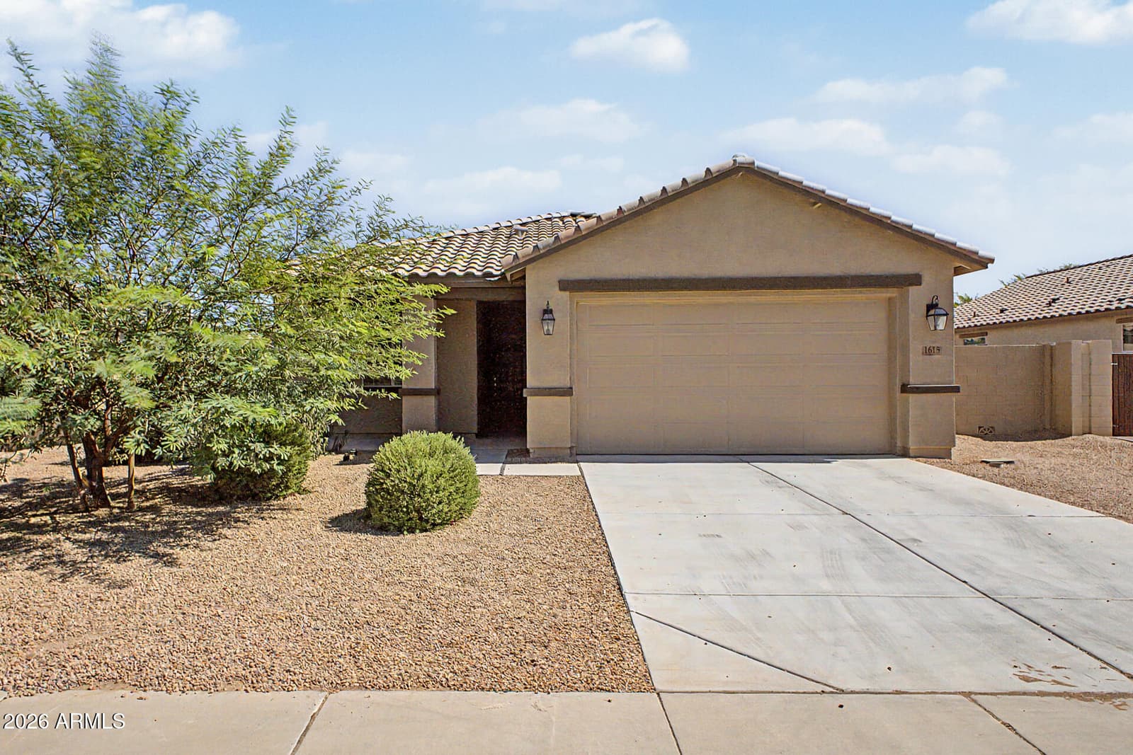 1615 E KINGMAN Place, Casa Grande, AZ 85122 — photo 2 of 24