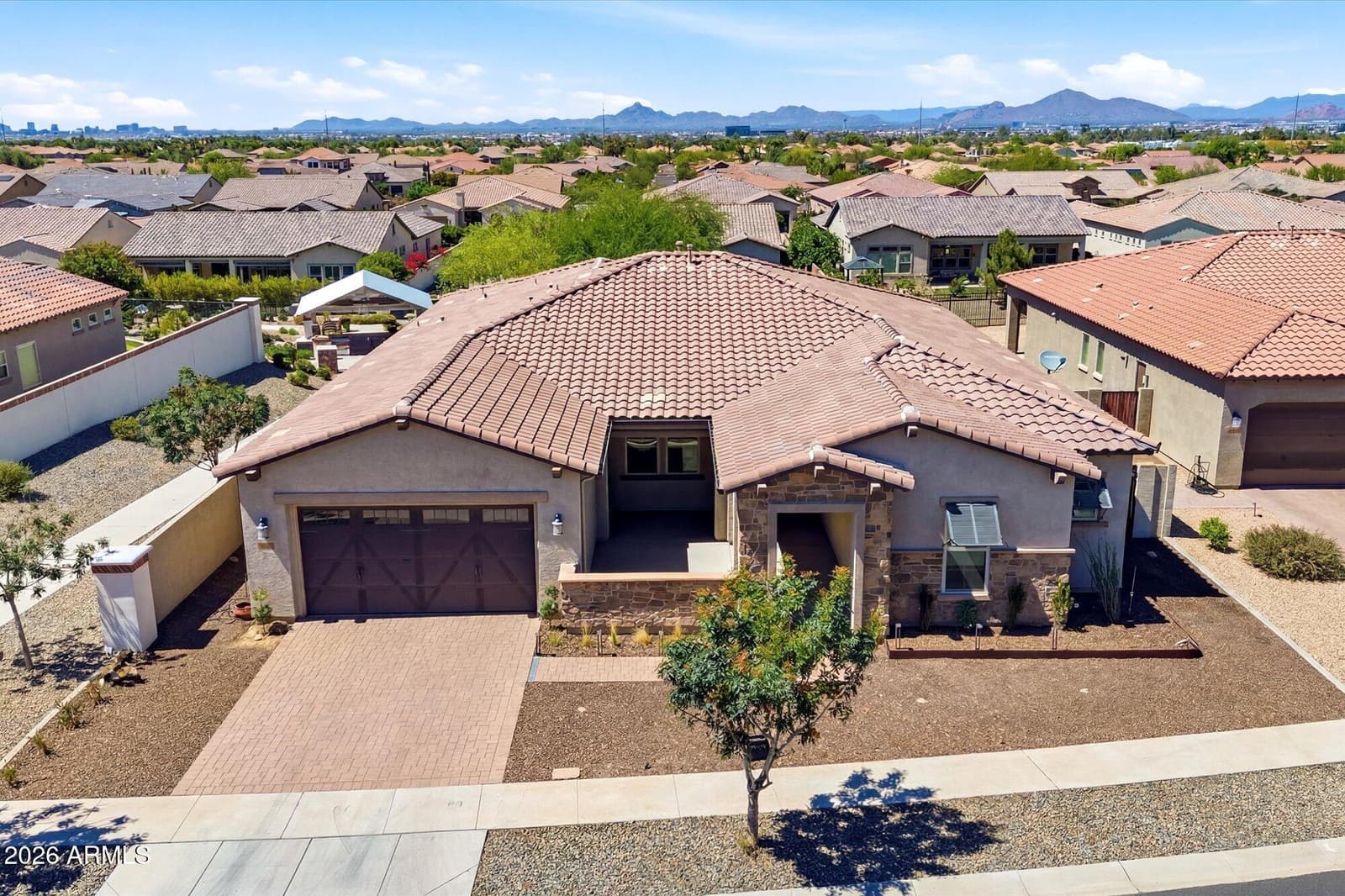 3034 E Desert Lane, Phoenix, AZ 85042 — photo 4 of 42