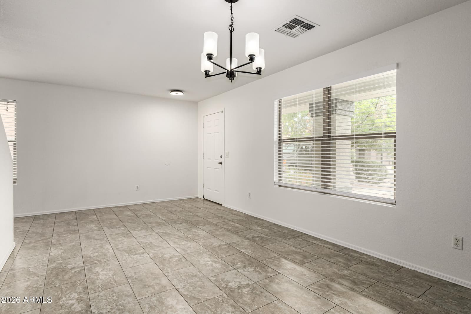 3216 W MOLLY Lane, Phoenix, AZ 85083 — photo 10 of 56