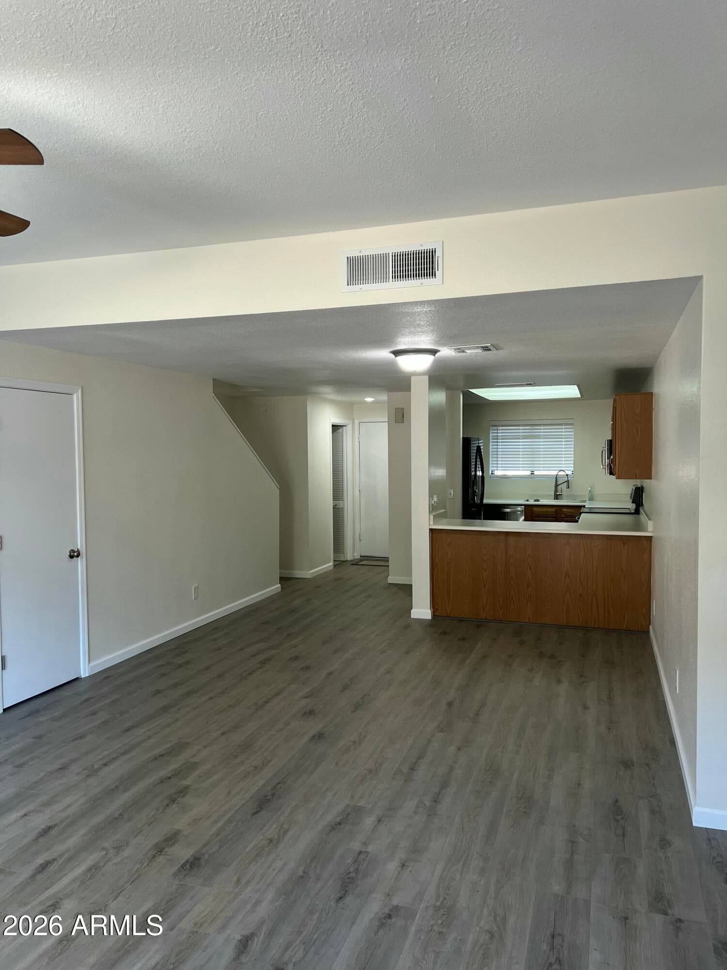 6550 N 47th Avenue 137, Glendale, AZ 85301 — photo 8 of 30