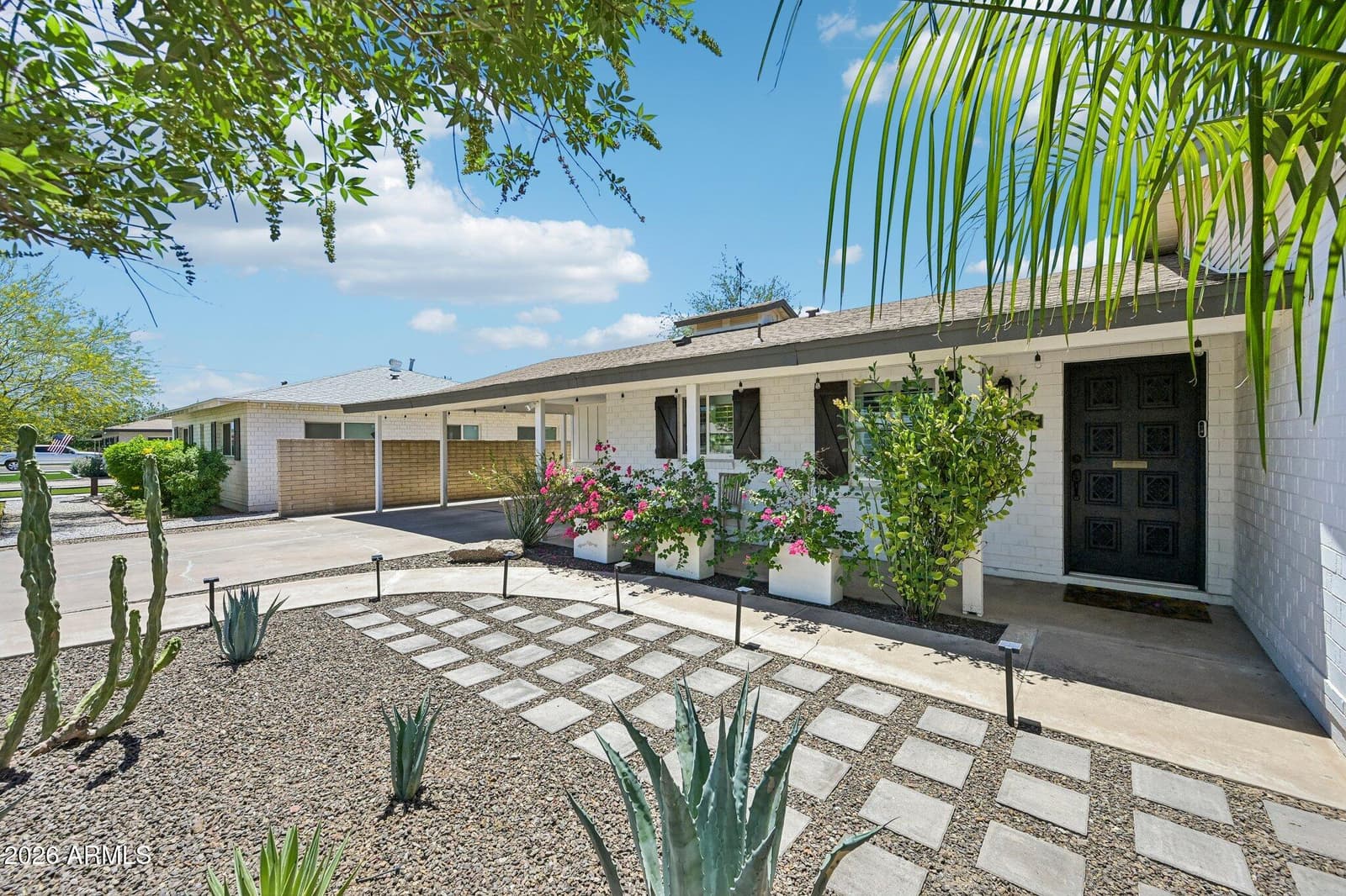 2117 W WINDSOR Avenue, Phoenix, AZ 85009 — photo 2 of 57