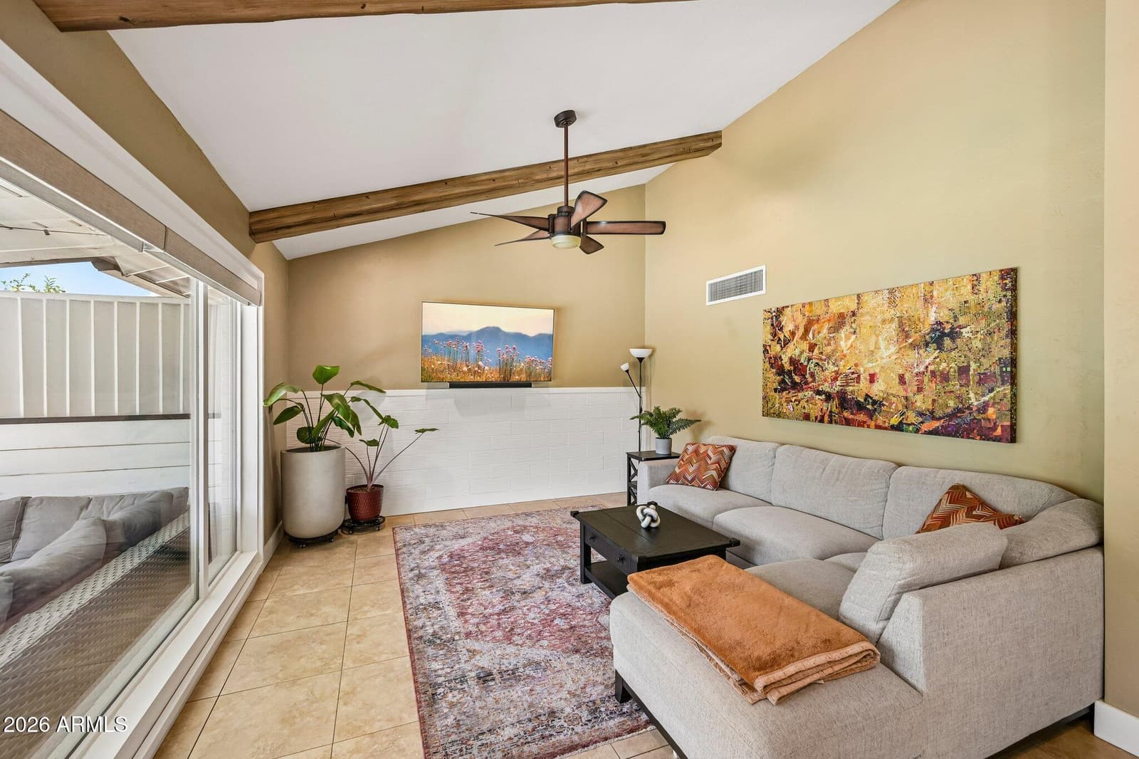 2117 W WINDSOR Avenue, Phoenix, AZ 85009 — photo 5 of 57