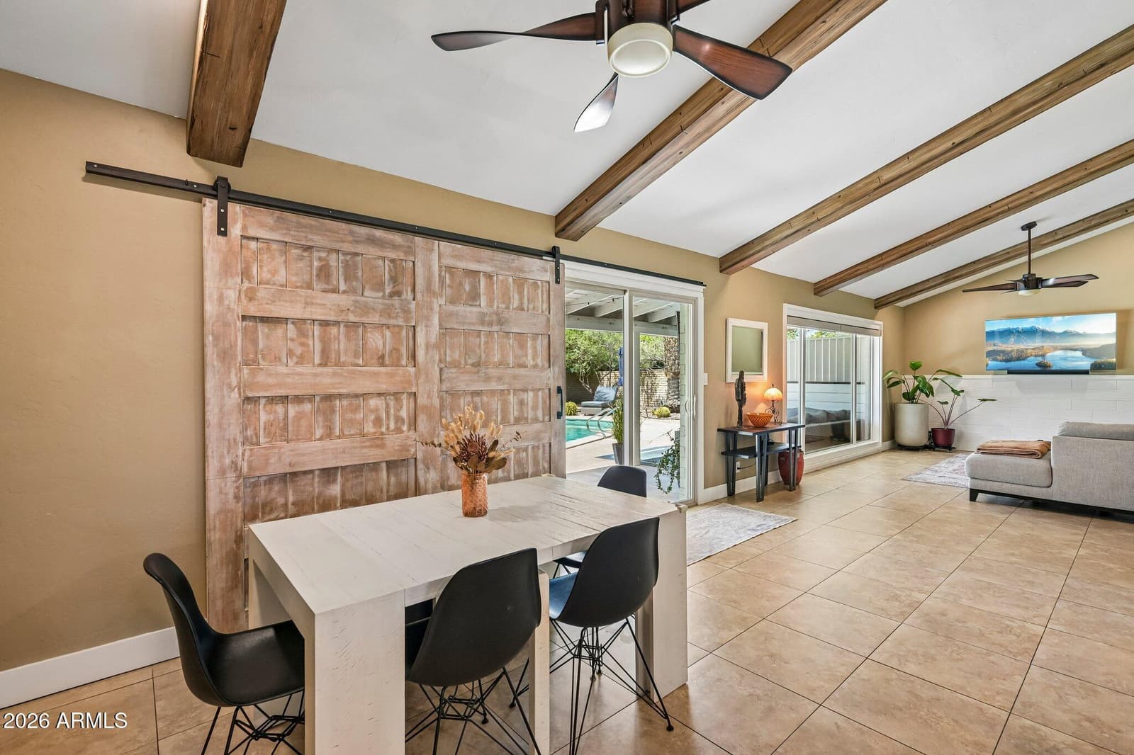 2117 W WINDSOR Avenue, Phoenix, AZ 85009 — photo 10 of 57