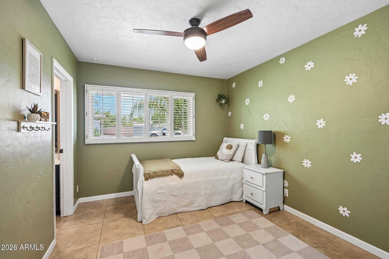 2117 W WINDSOR Avenue, Phoenix, AZ 85009 — photo 33 of 57