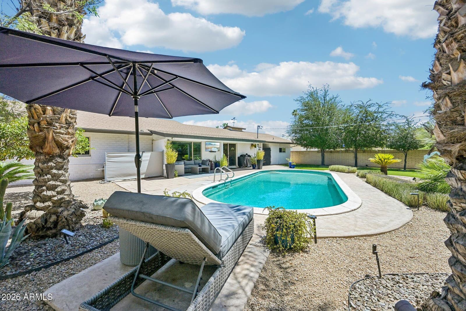 2117 W WINDSOR Avenue, Phoenix, AZ 85009 — photo 39 of 57