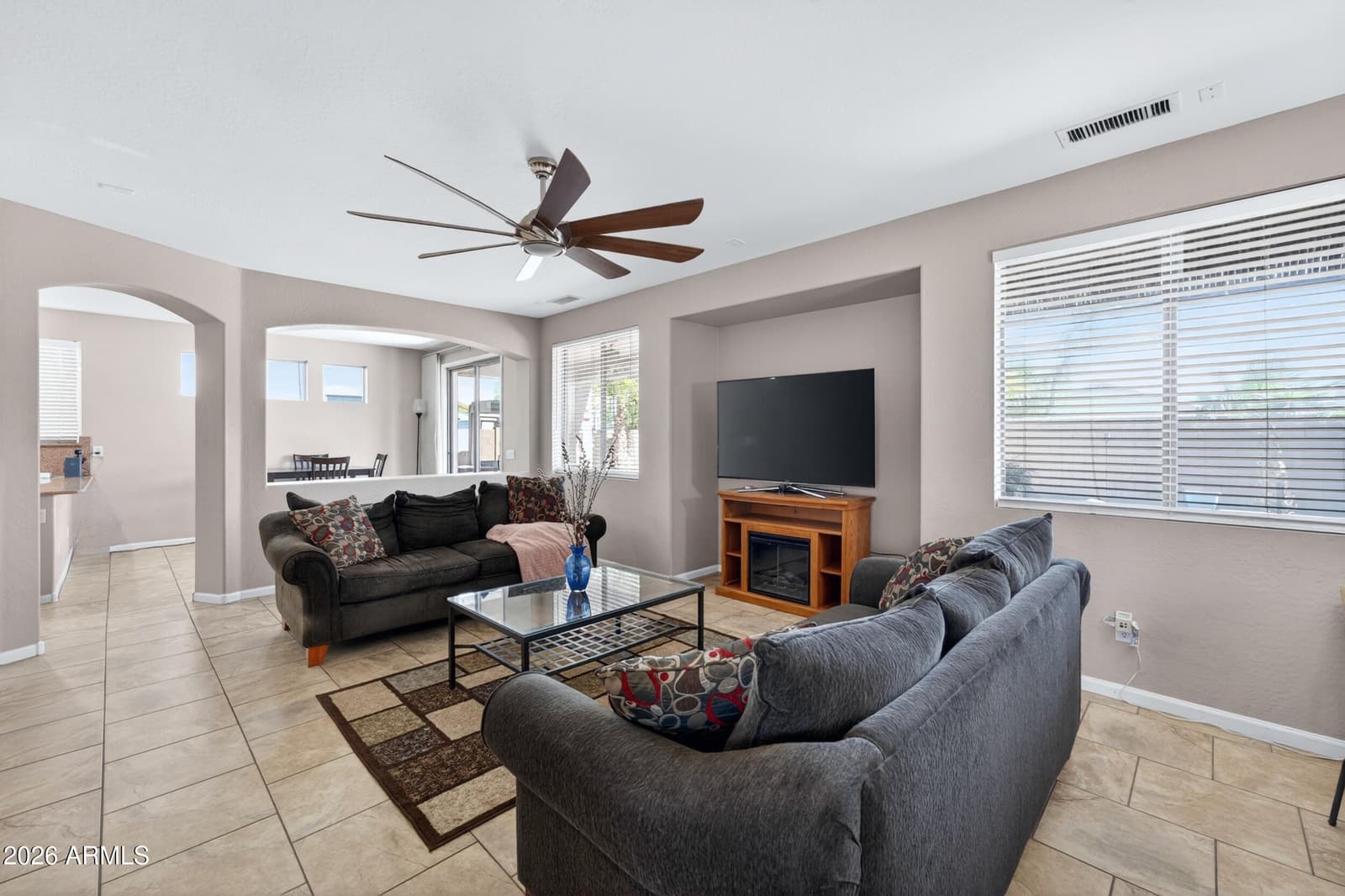 13849 W LISBON Lane, Surprise, AZ 85379 — photo 4 of 73