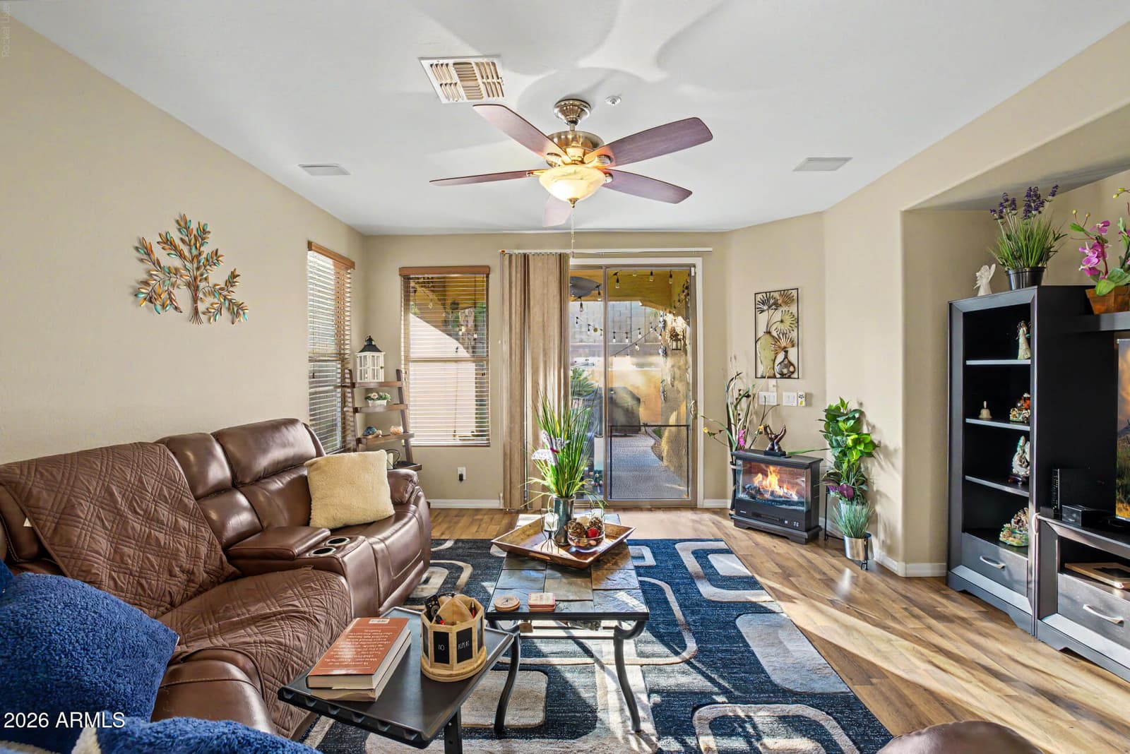 7124 W RED HAWK Drive, Peoria, AZ 85383 — photo 11 of 47