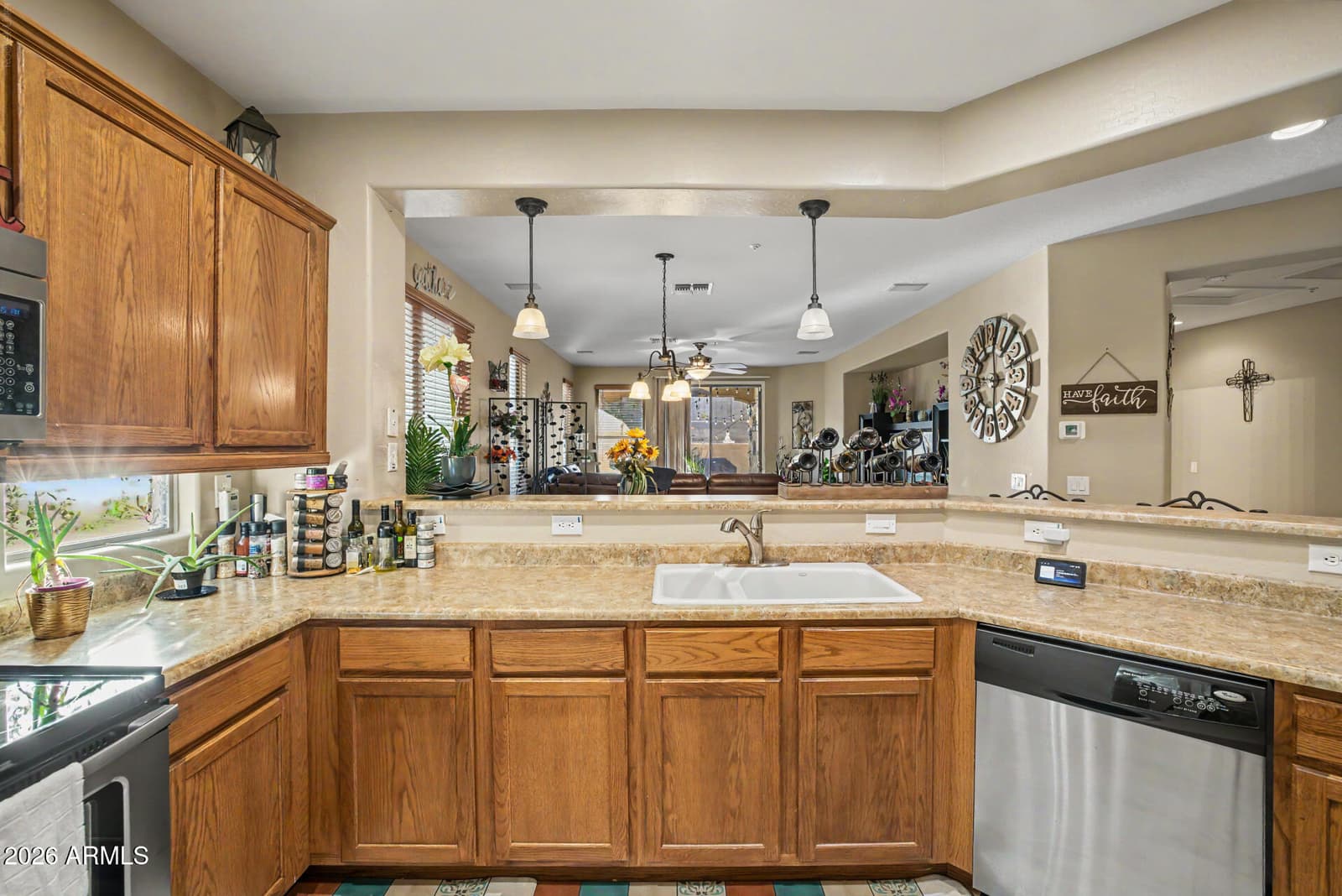 7124 W RED HAWK Drive, Peoria, AZ 85383 — photo 16 of 47