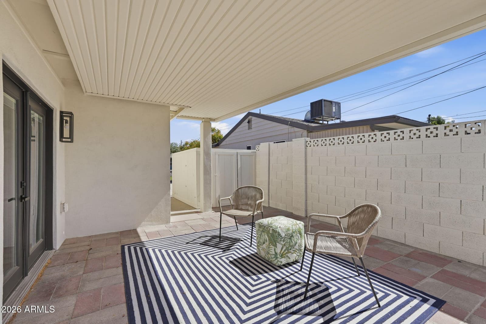 933 E CAVALIER Drive, Phoenix, AZ 85014 — photo 40 of 45