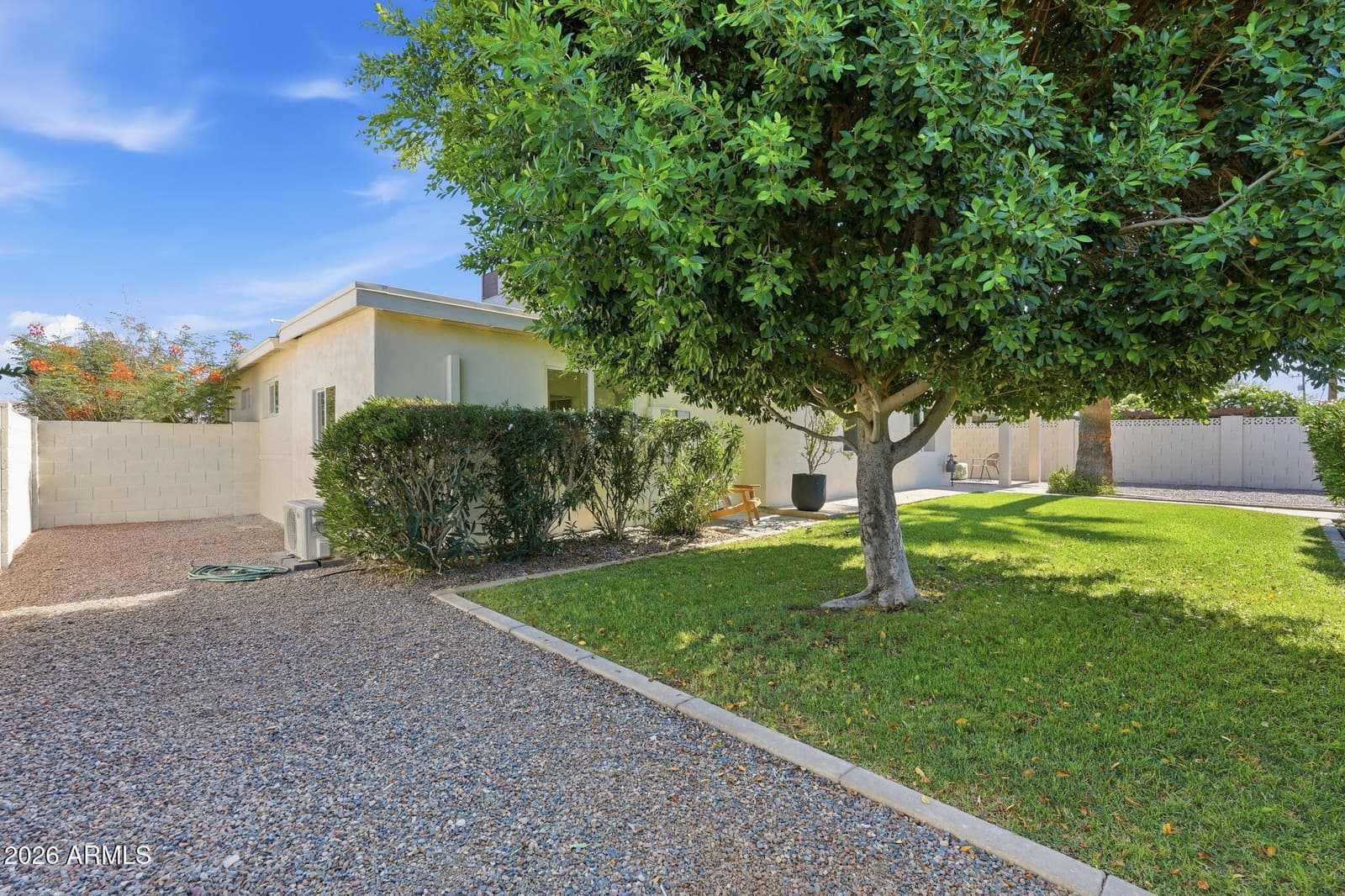 933 E CAVALIER Drive, Phoenix, AZ 85014 — photo 43 of 45