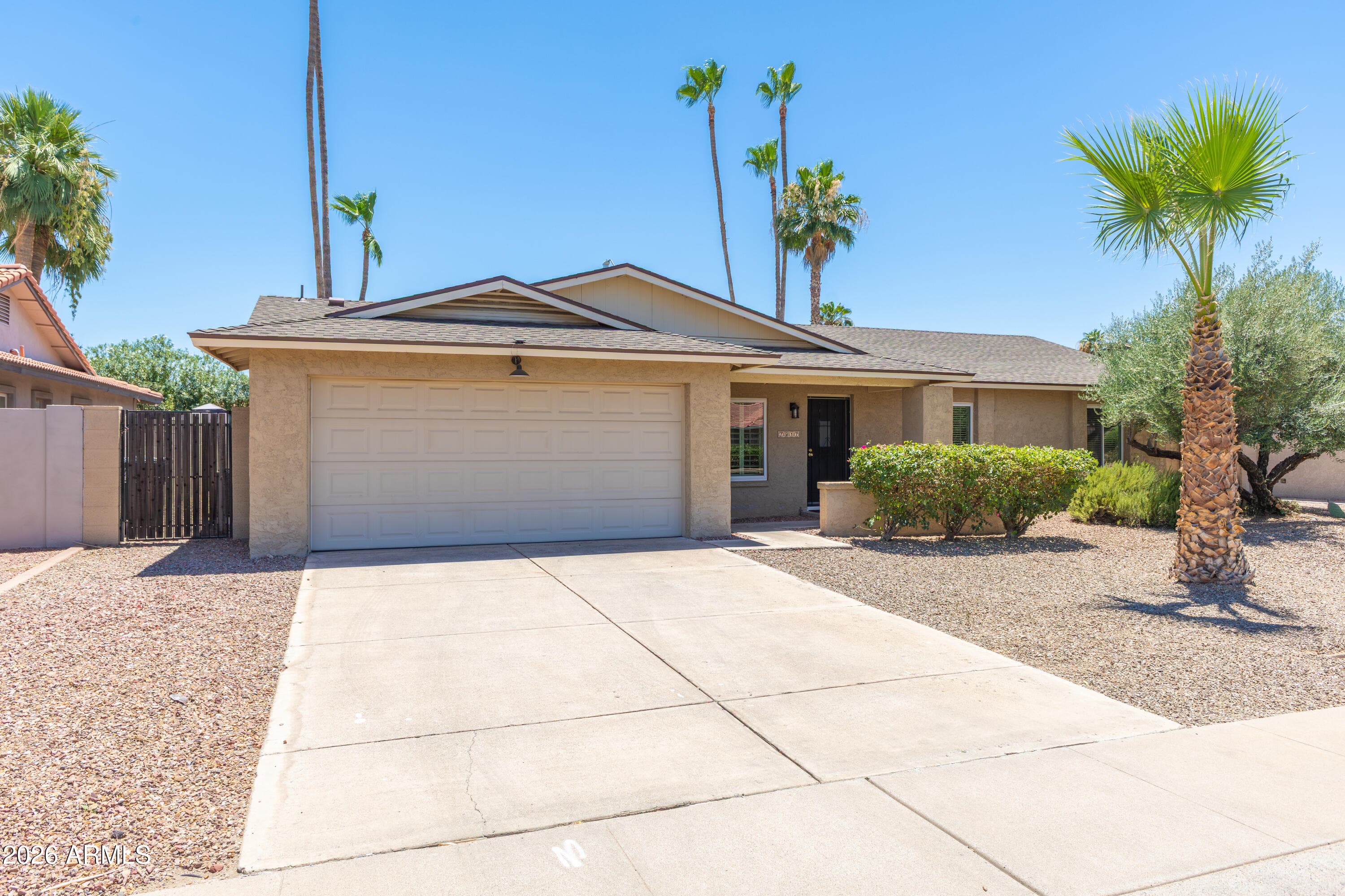 7917 E VIA DE BELLEZA, Scottsdale, AZ 85258 — photo 8 of 46