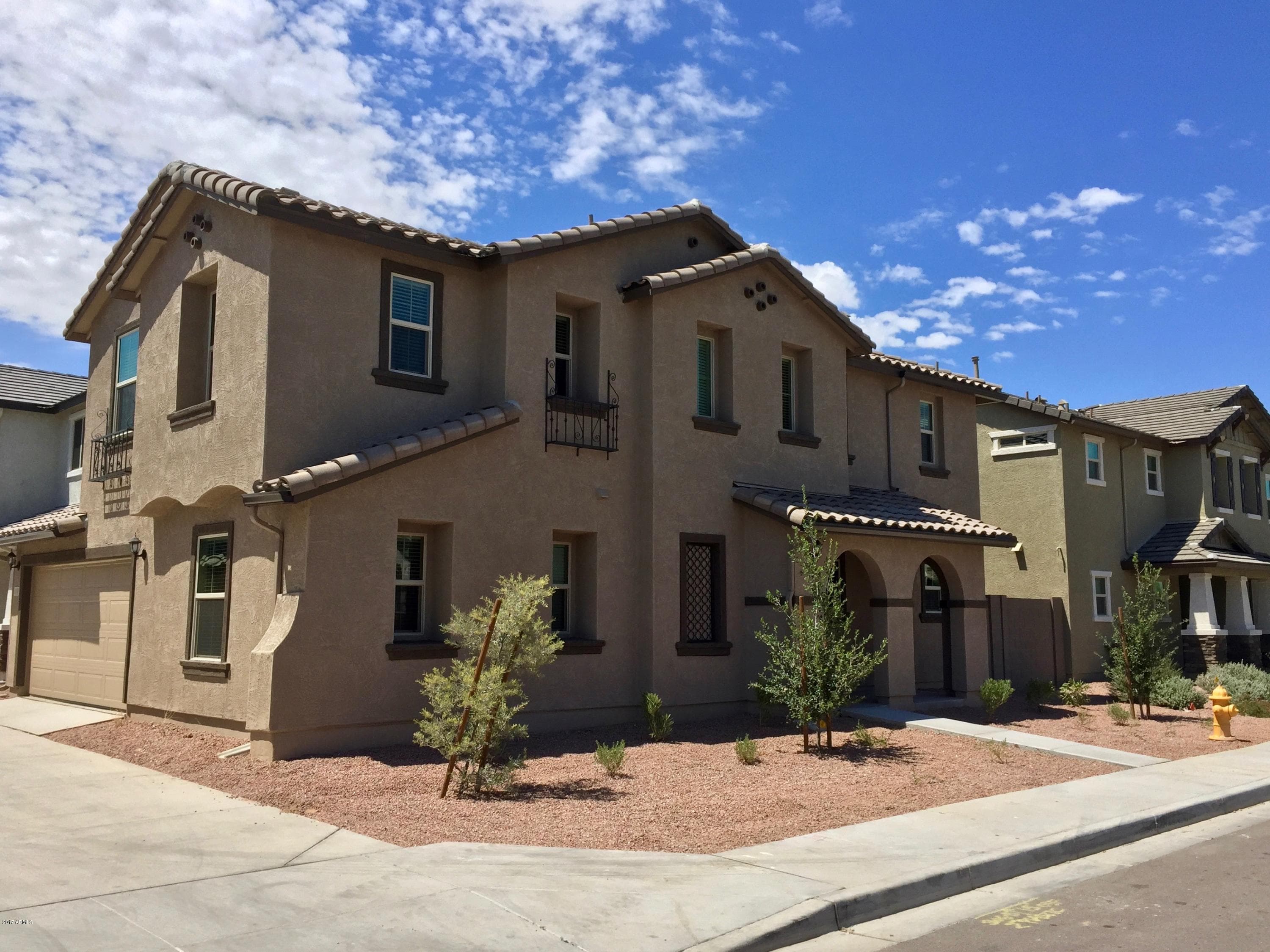 2924 S Washington Street, Chandler, AZ 85286 — photo 2 of 34