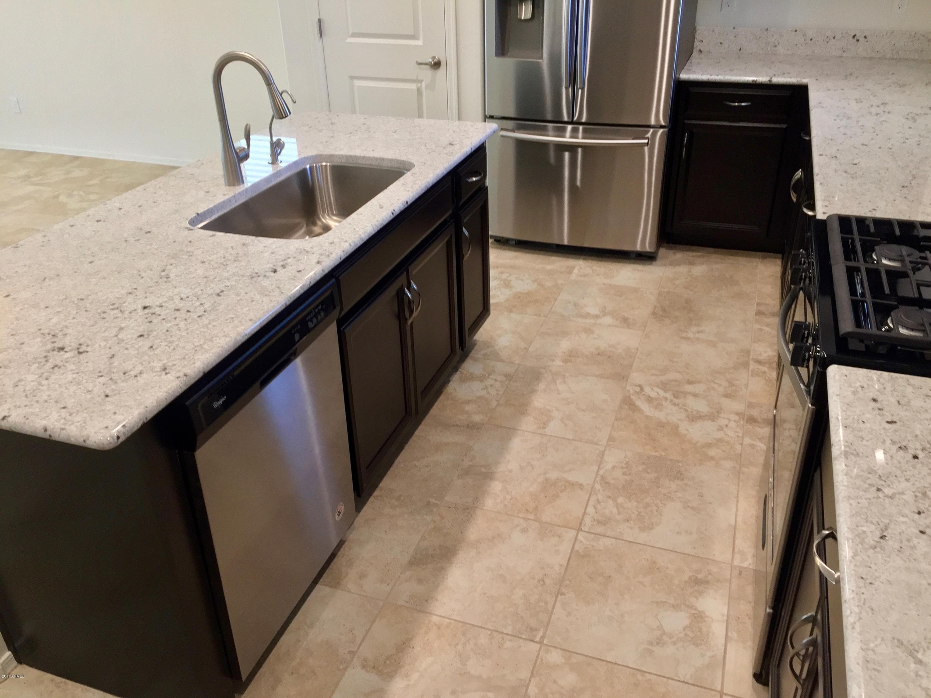 2924 S Washington Street, Chandler, AZ 85286 — photo 11 of 34