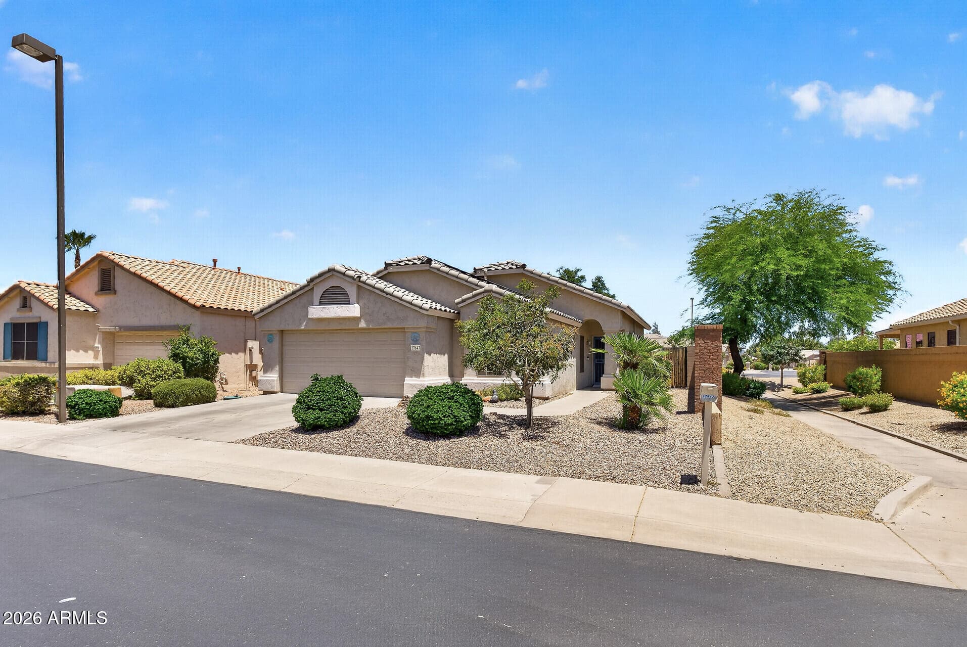 17847 N FIESTA Drive, Surprise, AZ 85374 — photo 2 of 38