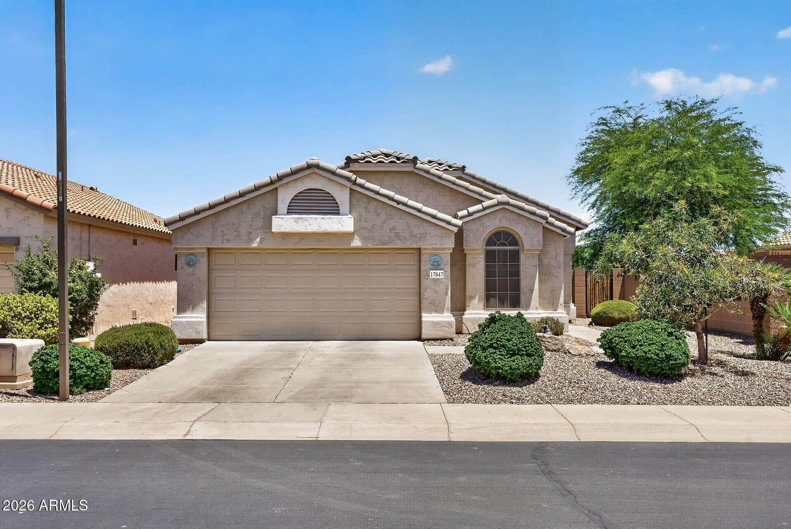 17847 N FIESTA Drive, Surprise, AZ 85374 — photo 4 of 38