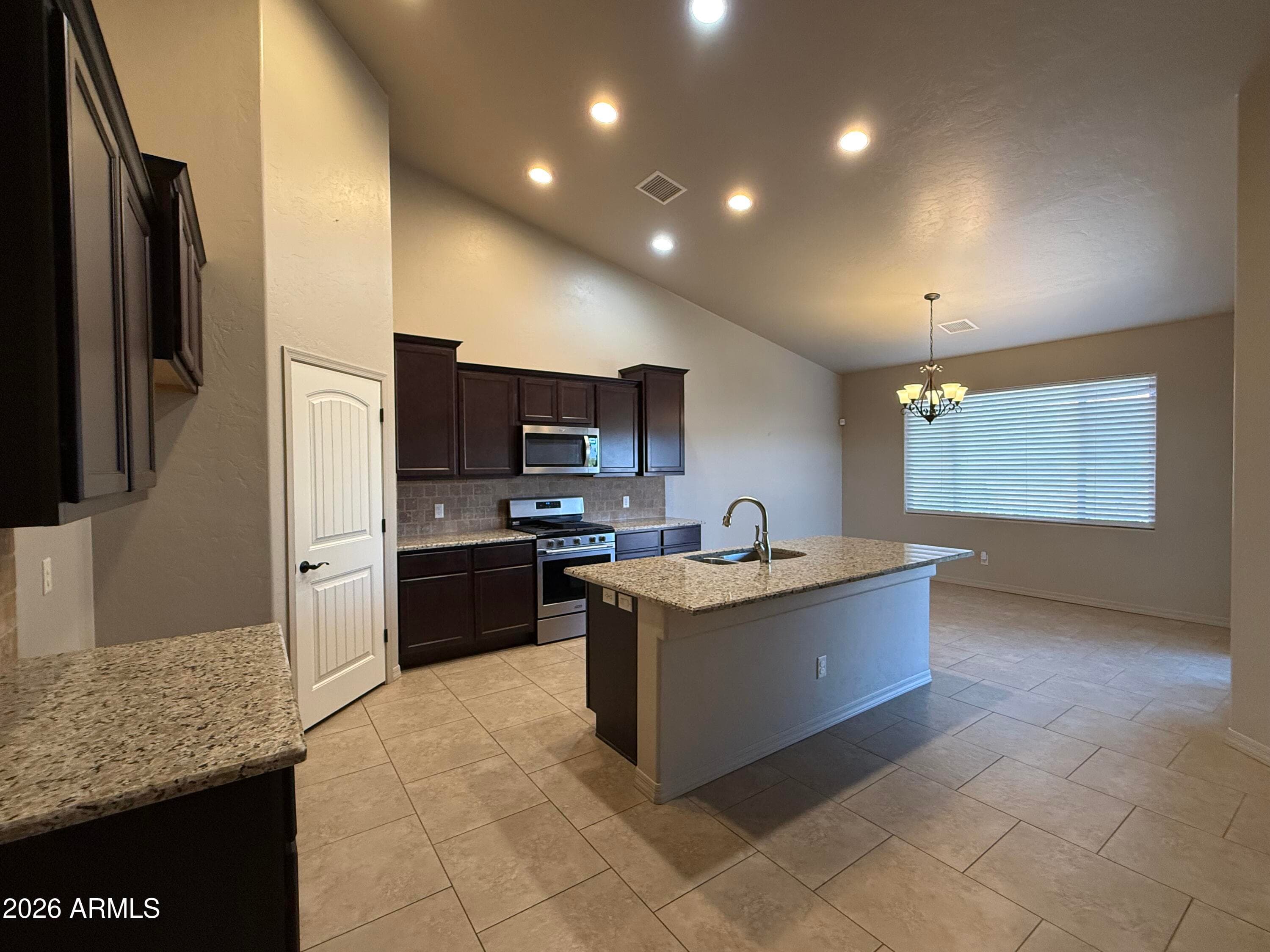 210 DESERT TRAIL Drive, Sierra Vista, AZ 85635 — photo 6 of 25