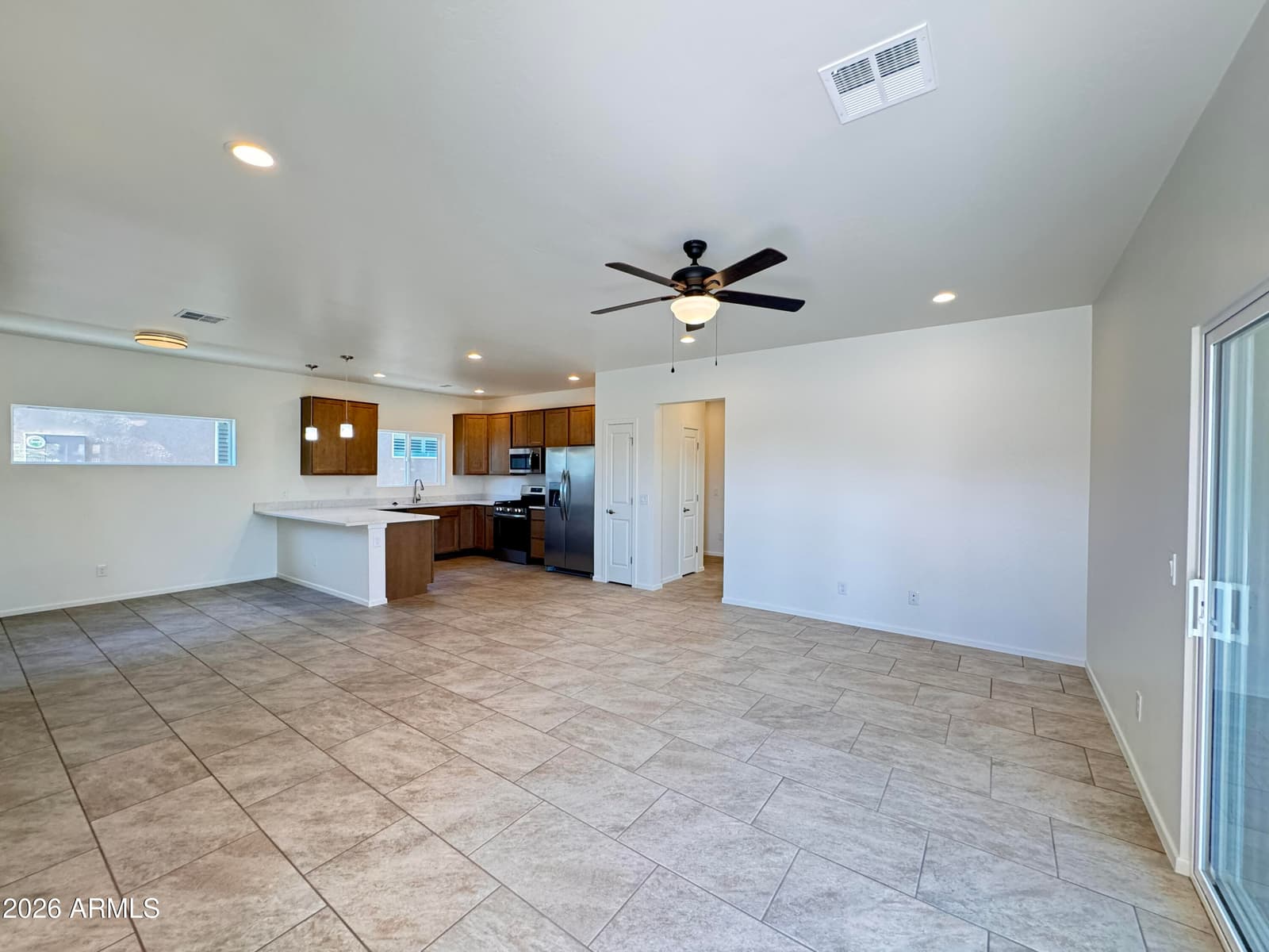 608 S Clubhouse Lane, Sierra Vista, AZ 85635 — photo 4 of 22