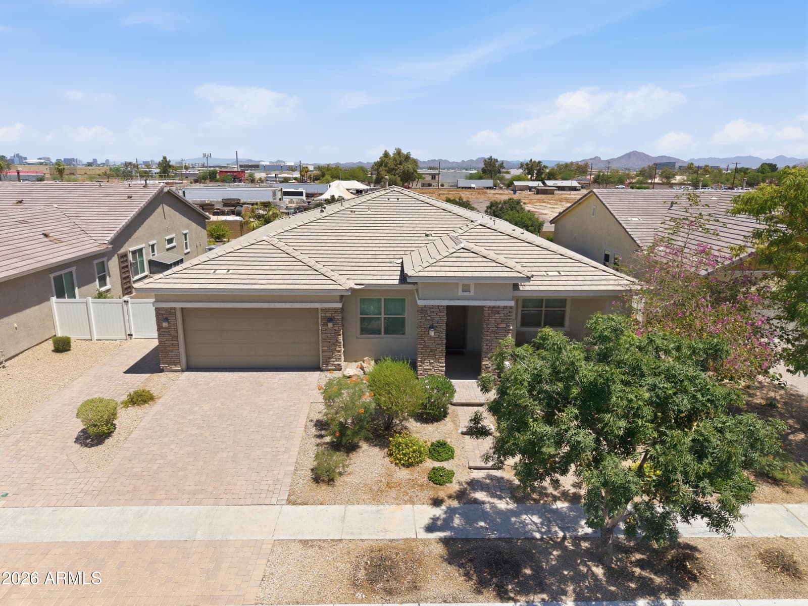 2522 E PLEASANT Lane, Phoenix, AZ 85042 — photo 51 of 55