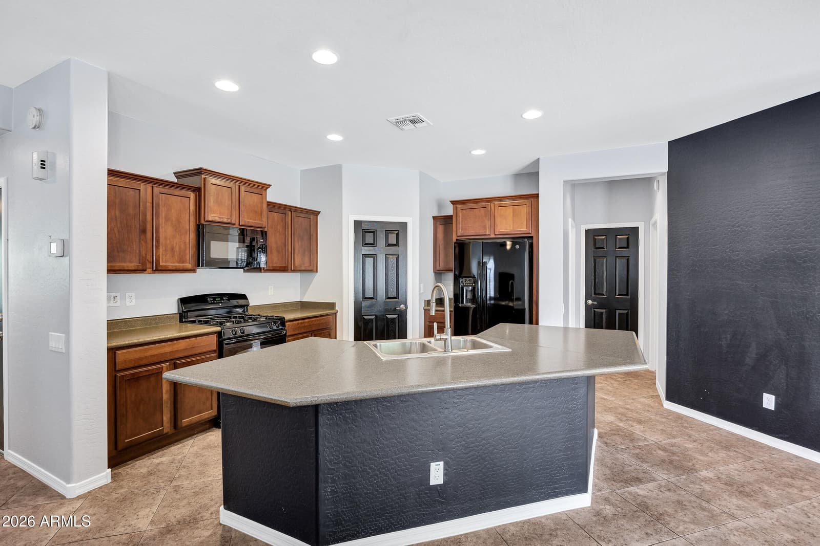 11032 E SILVER SPRINGS Avenue, Mesa, AZ 85212 — photo 13 of 50