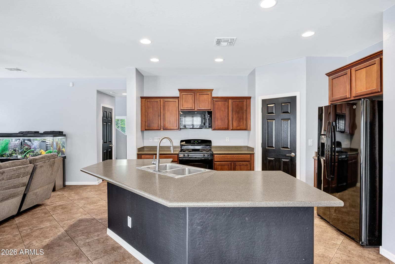 11032 E SILVER SPRINGS Avenue, Mesa, AZ 85212 — photo 14 of 50