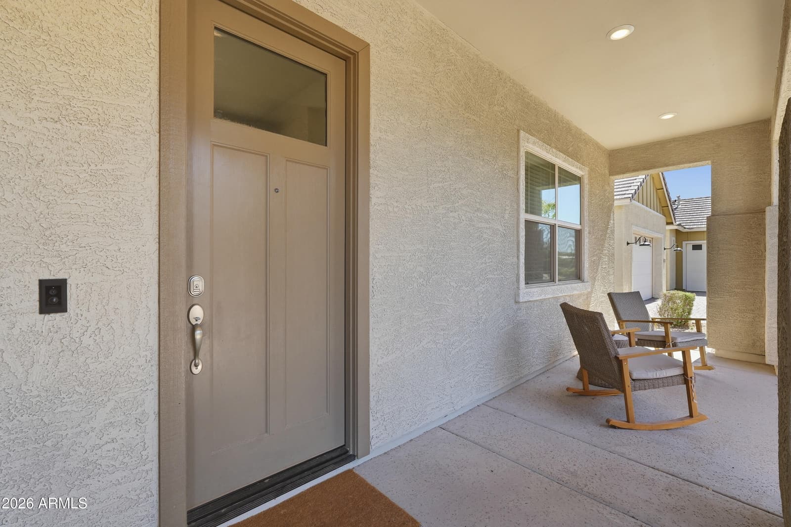 2522 E PLEASANT Lane, Phoenix, AZ 85042 — photo 4 of 55