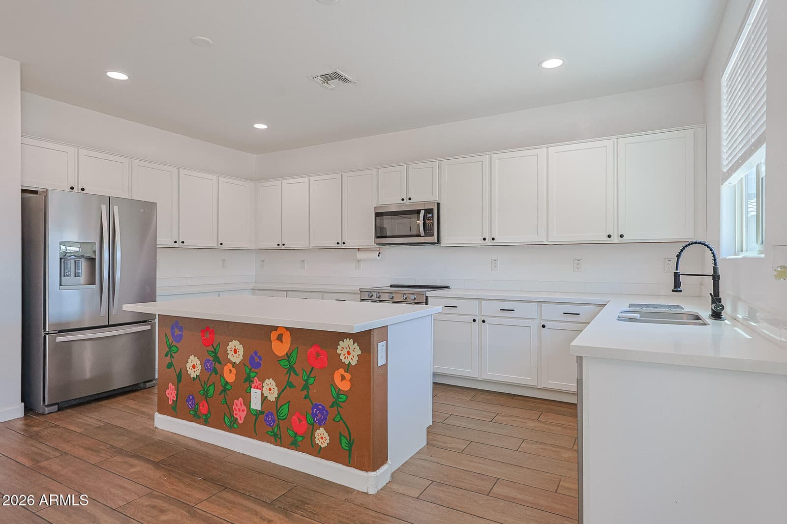 18263 W WILLIAMS Road, Surprise, AZ 85387 — photo 3 of 37