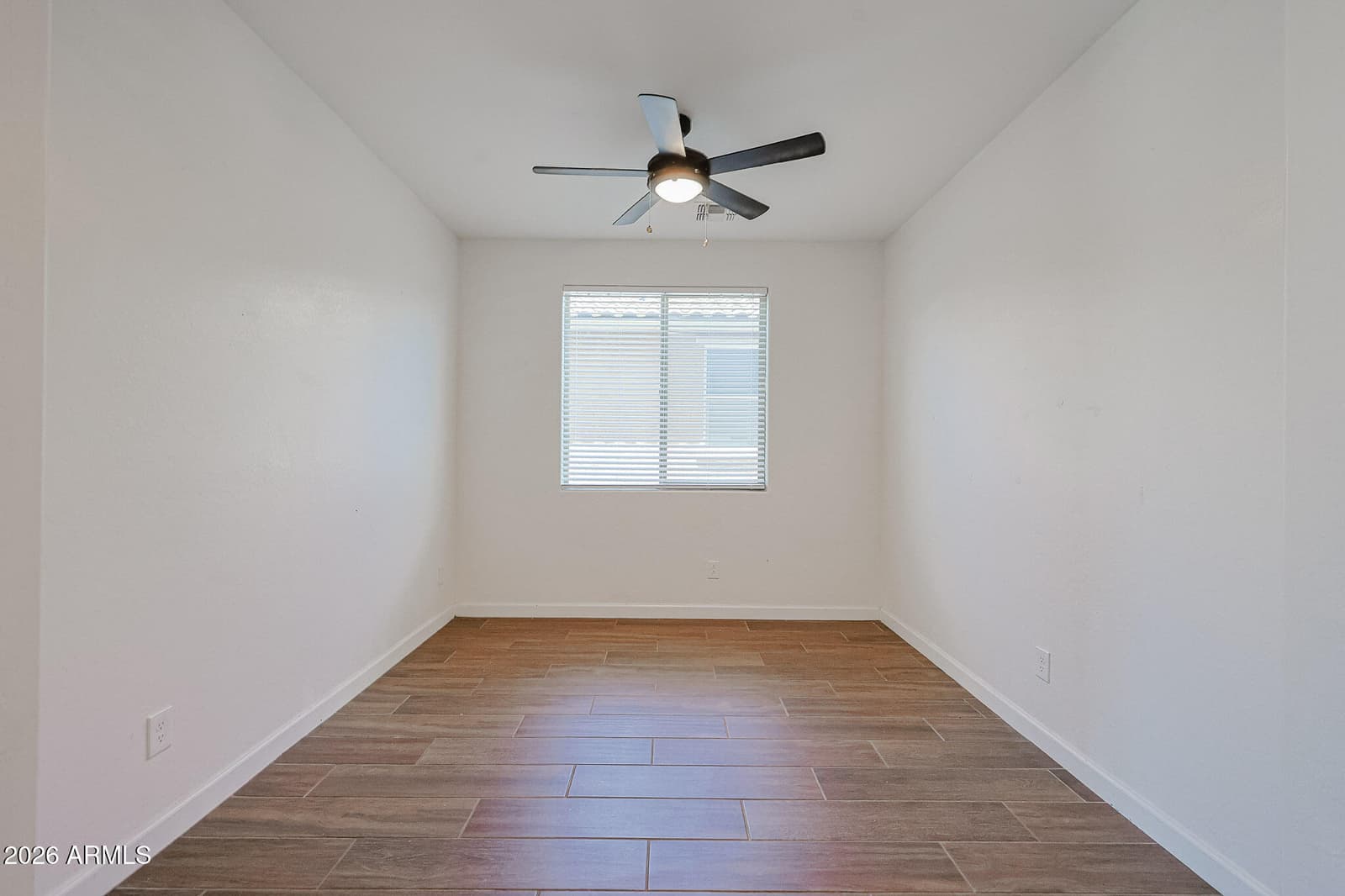 18263 W WILLIAMS Road, Surprise, AZ 85387 — photo 10 of 37