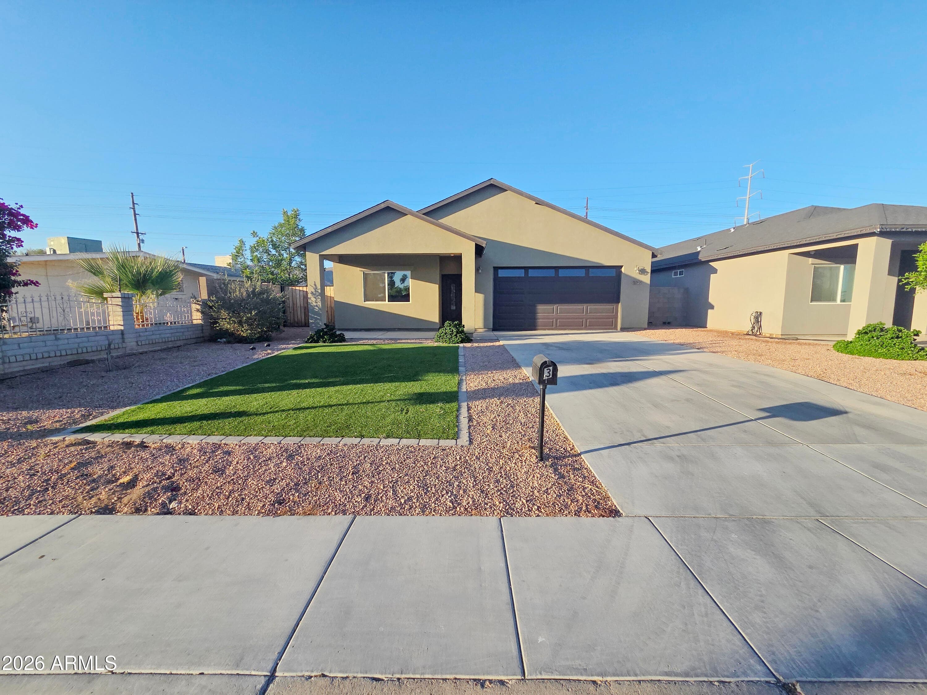 913 E FREMONT Road 3, Phoenix, AZ 85042 — photo 1 of 16