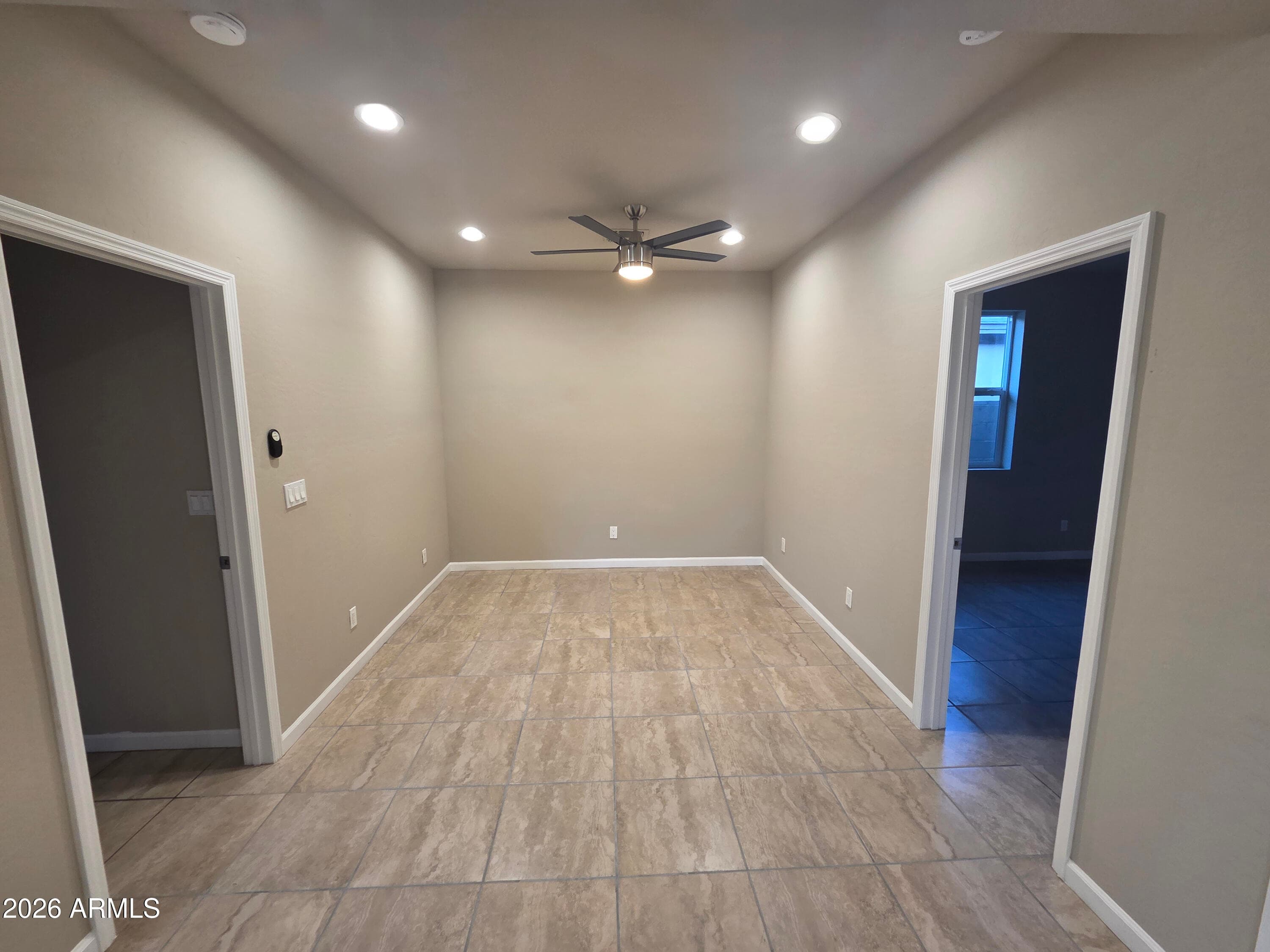 913 E FREMONT Road 3, Phoenix, AZ 85042 — photo 4 of 16