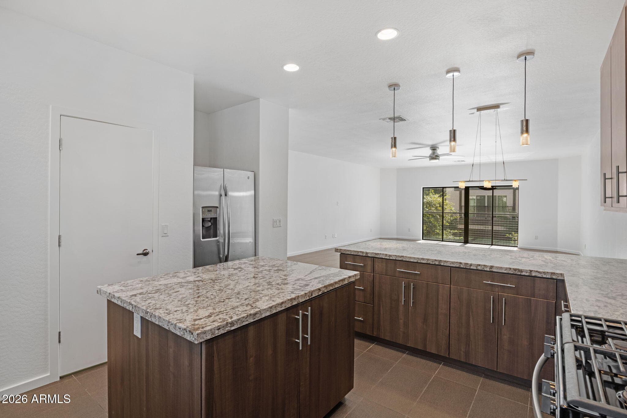 7827 N 20TH Glen, Phoenix, AZ 85021 — photo 11 of 35