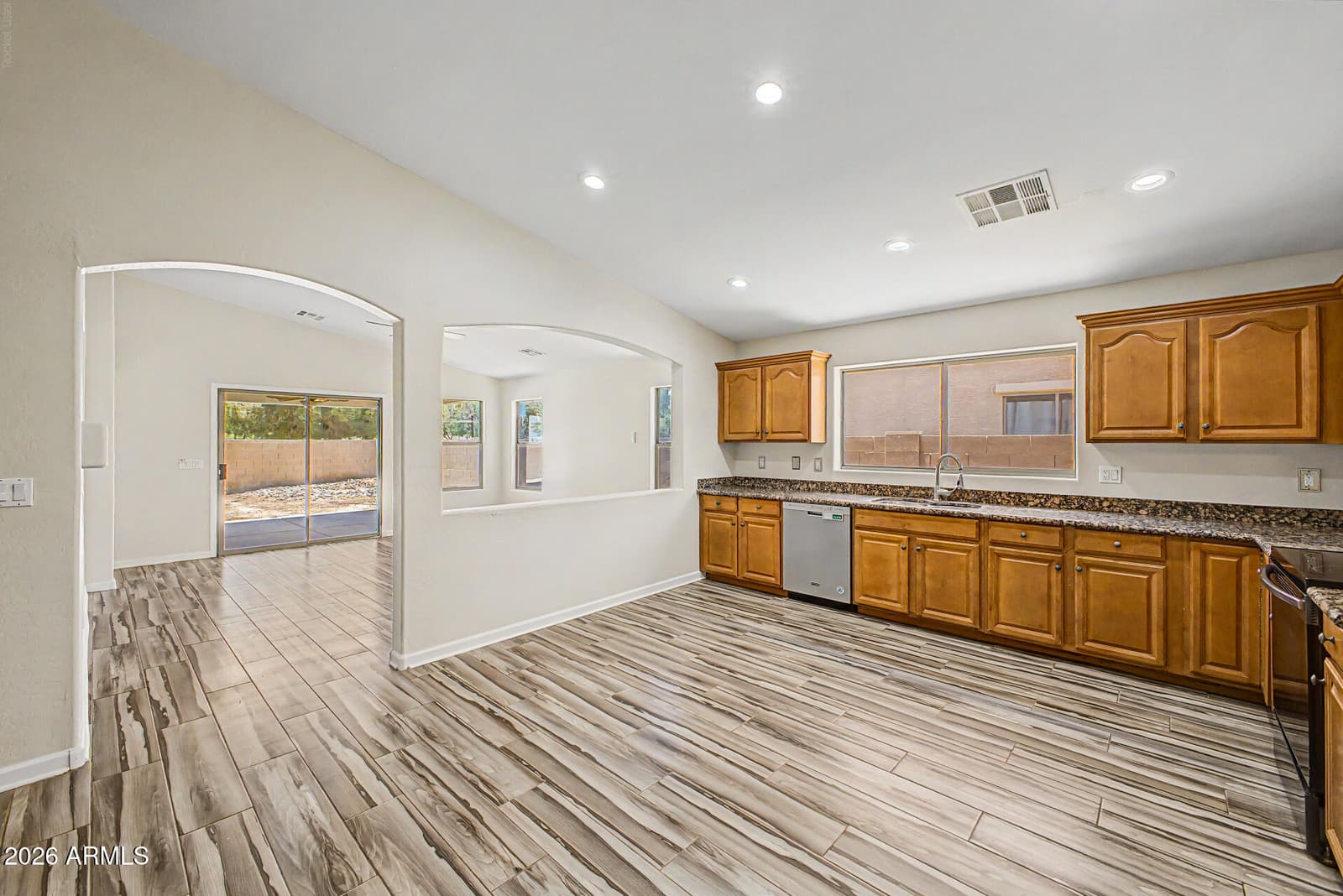 45613 W DUTCHMAN Drive, Maricopa, AZ 85139 — photo 17 of 40