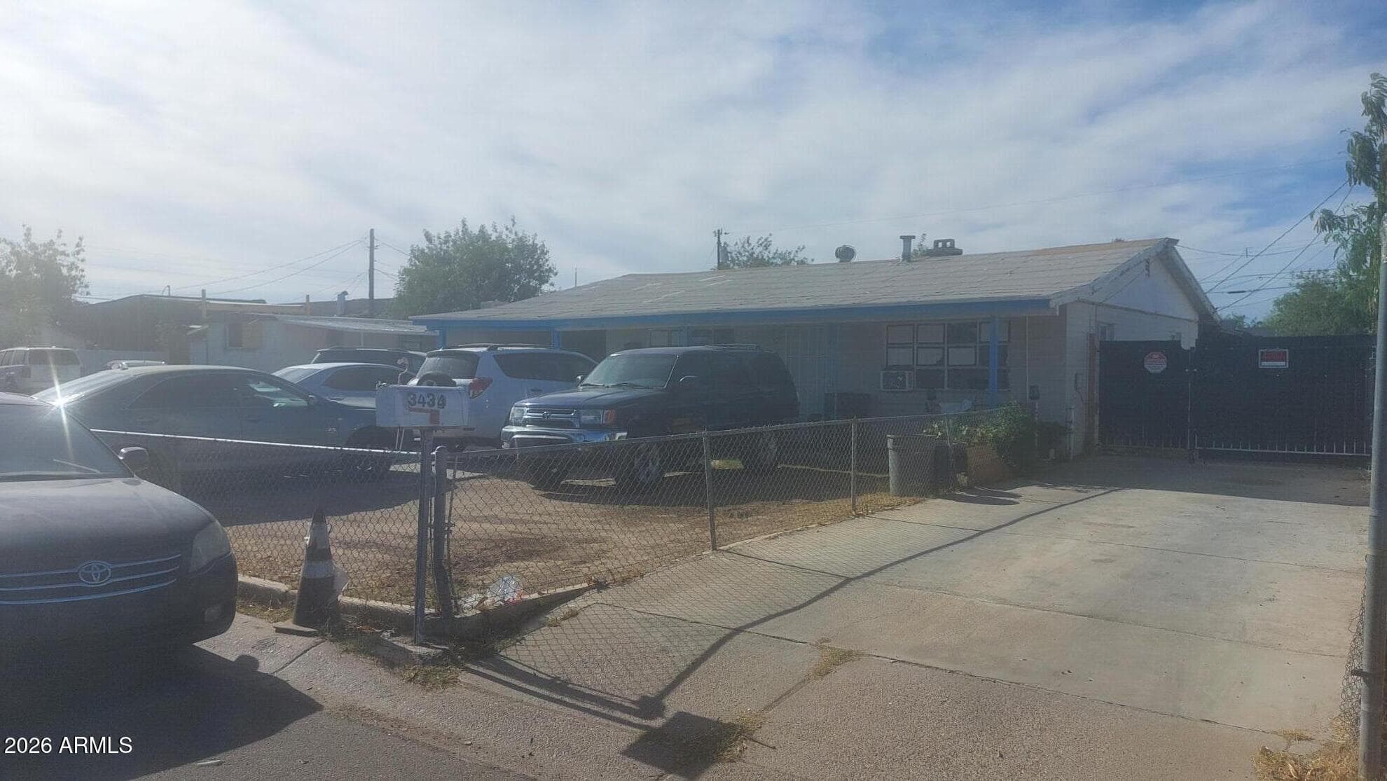 3434 W MONTE VISTA Road, Phoenix, AZ 85009 — photo 1 of 8