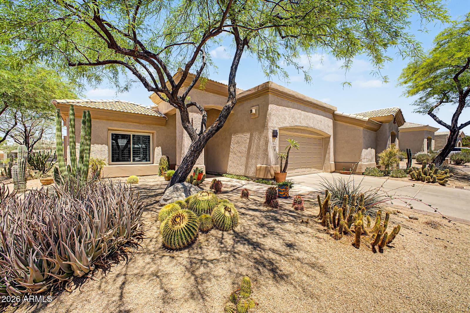 4740 E EDEN Drive, Cave Creek, AZ 85331 — photo 2 of 34