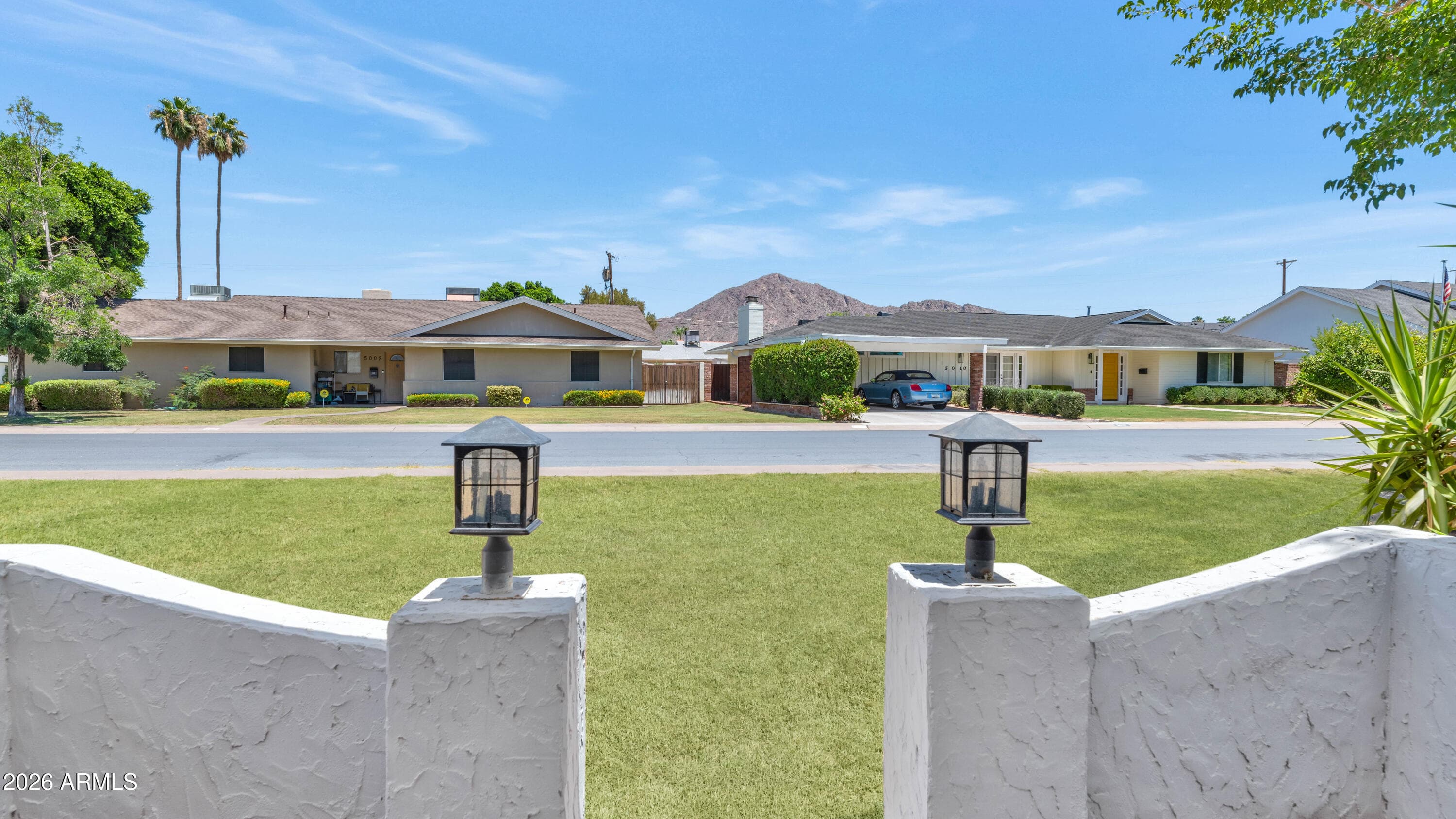 5001 E FLOWER Street, Phoenix, AZ 85018 — photo 4 of 32