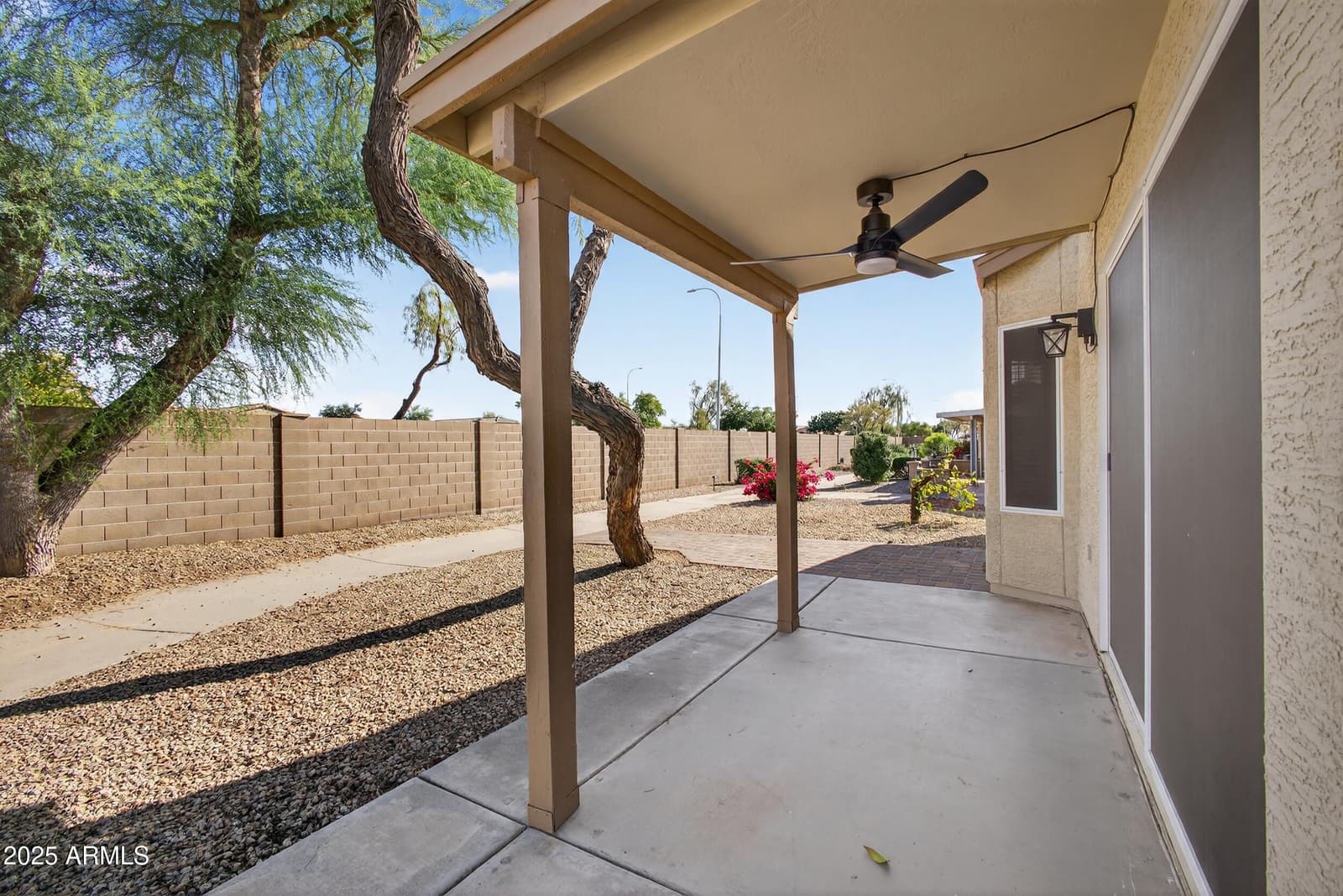 6831 S OAKMONT Drive, Chandler, AZ 85249 — photo 23 of 37