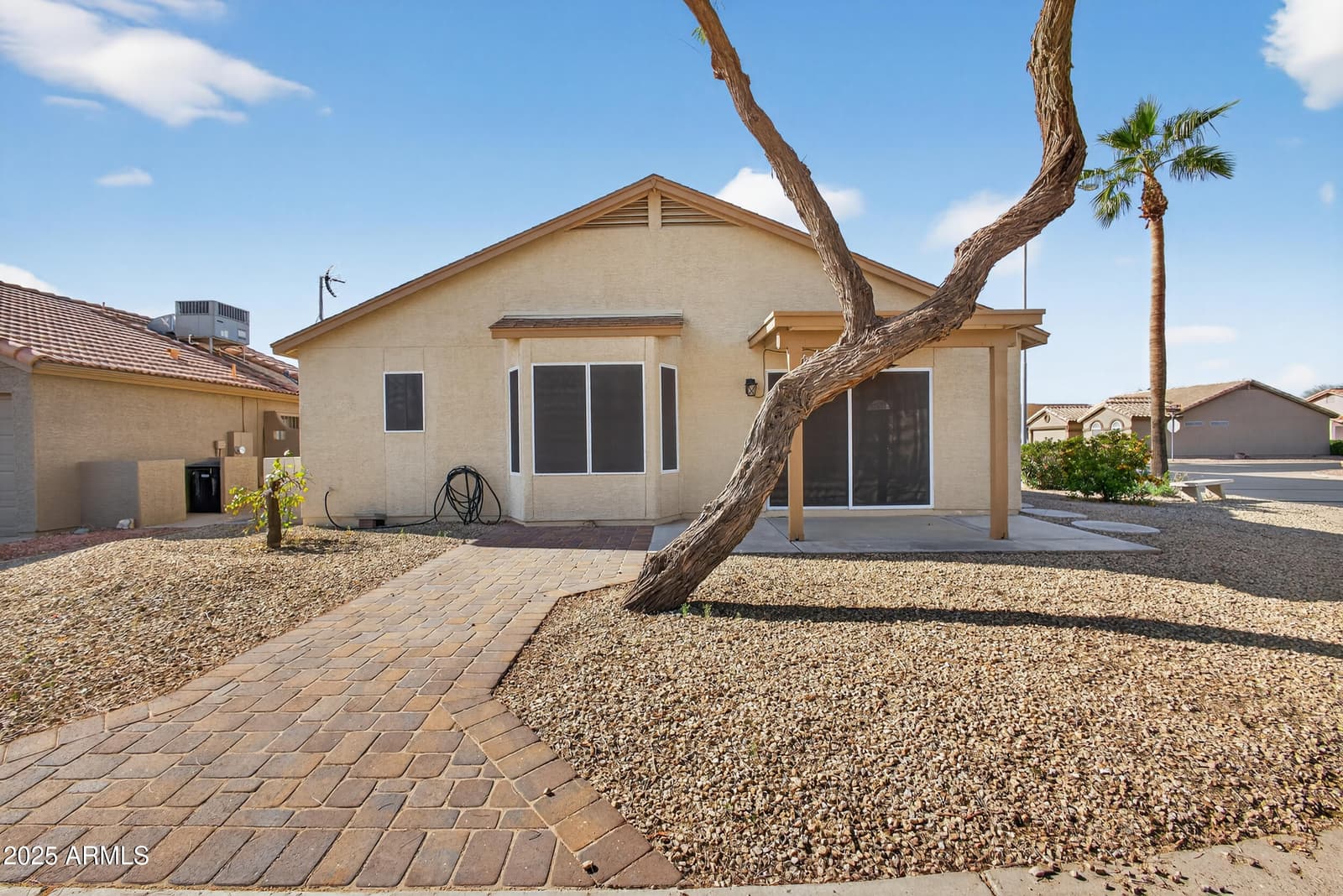 6831 S OAKMONT Drive, Chandler, AZ 85249 — photo 25 of 37