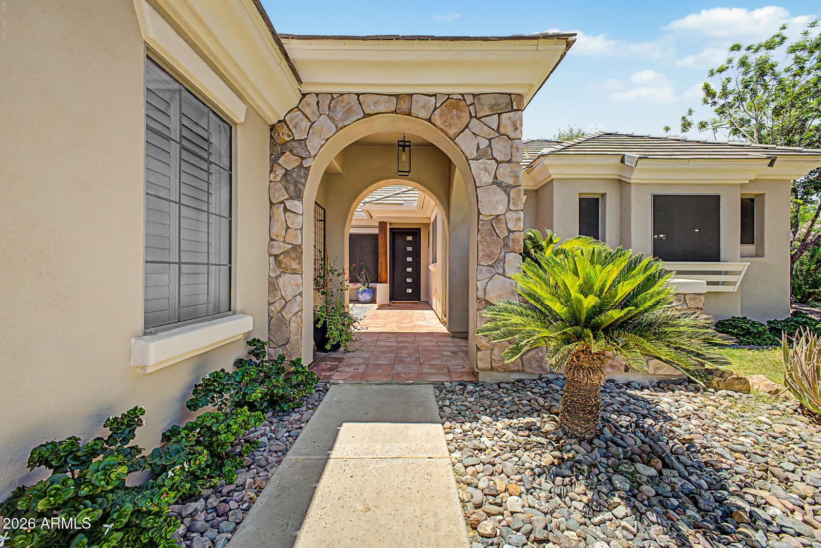 6530 S BOGLE Avenue, Chandler, AZ 85249 — photo 4 of 53