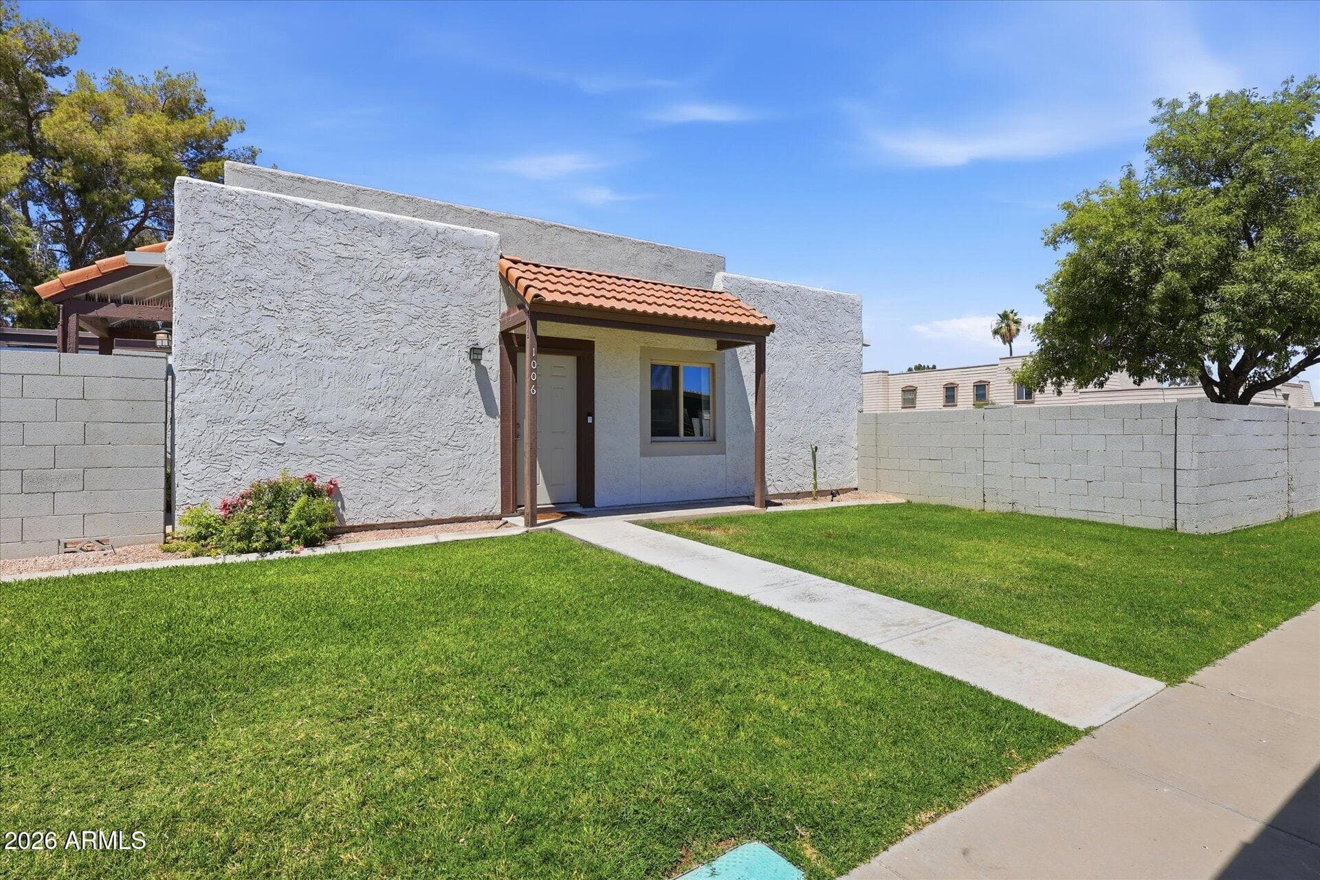 1006 E REDFIELD Road, Tempe, AZ 85283 — photo 2 of 41