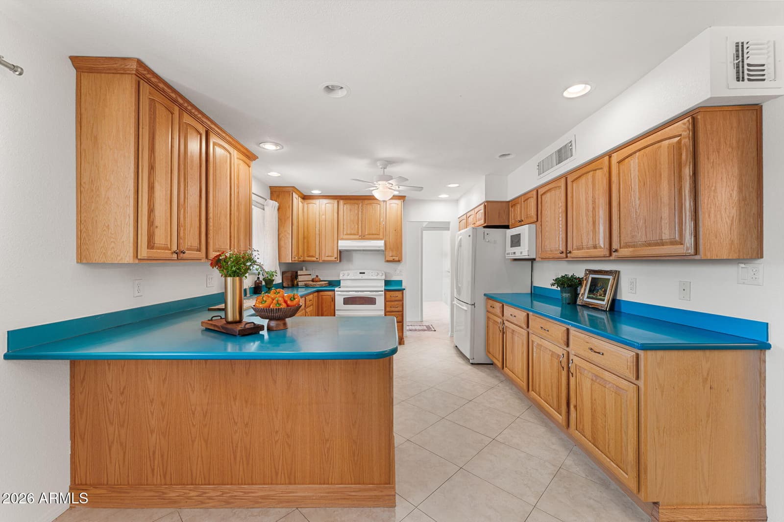 8509 E MACKENZIE Drive, Scottsdale, AZ 85251 — photo 9 of 30