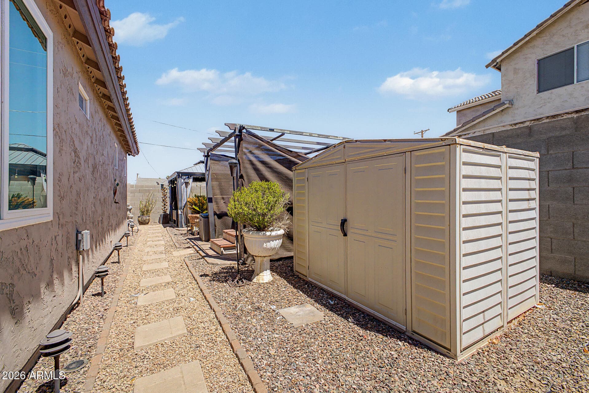 1225 E GRENADINE Road, Phoenix, AZ 85040 — photo 34 of 36