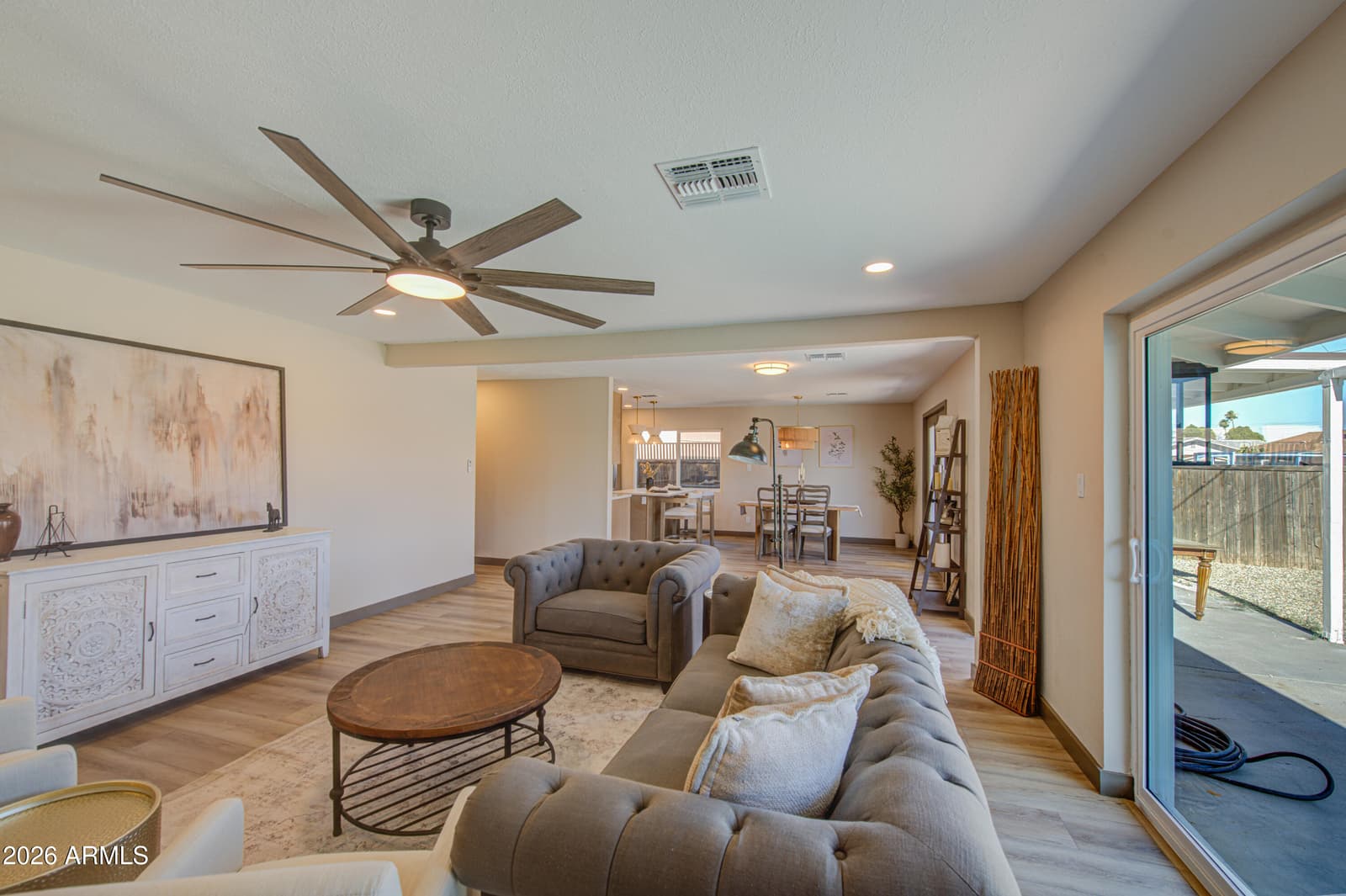 3823 W ROSE Lane, Phoenix, AZ 85019 — photo 5 of 39