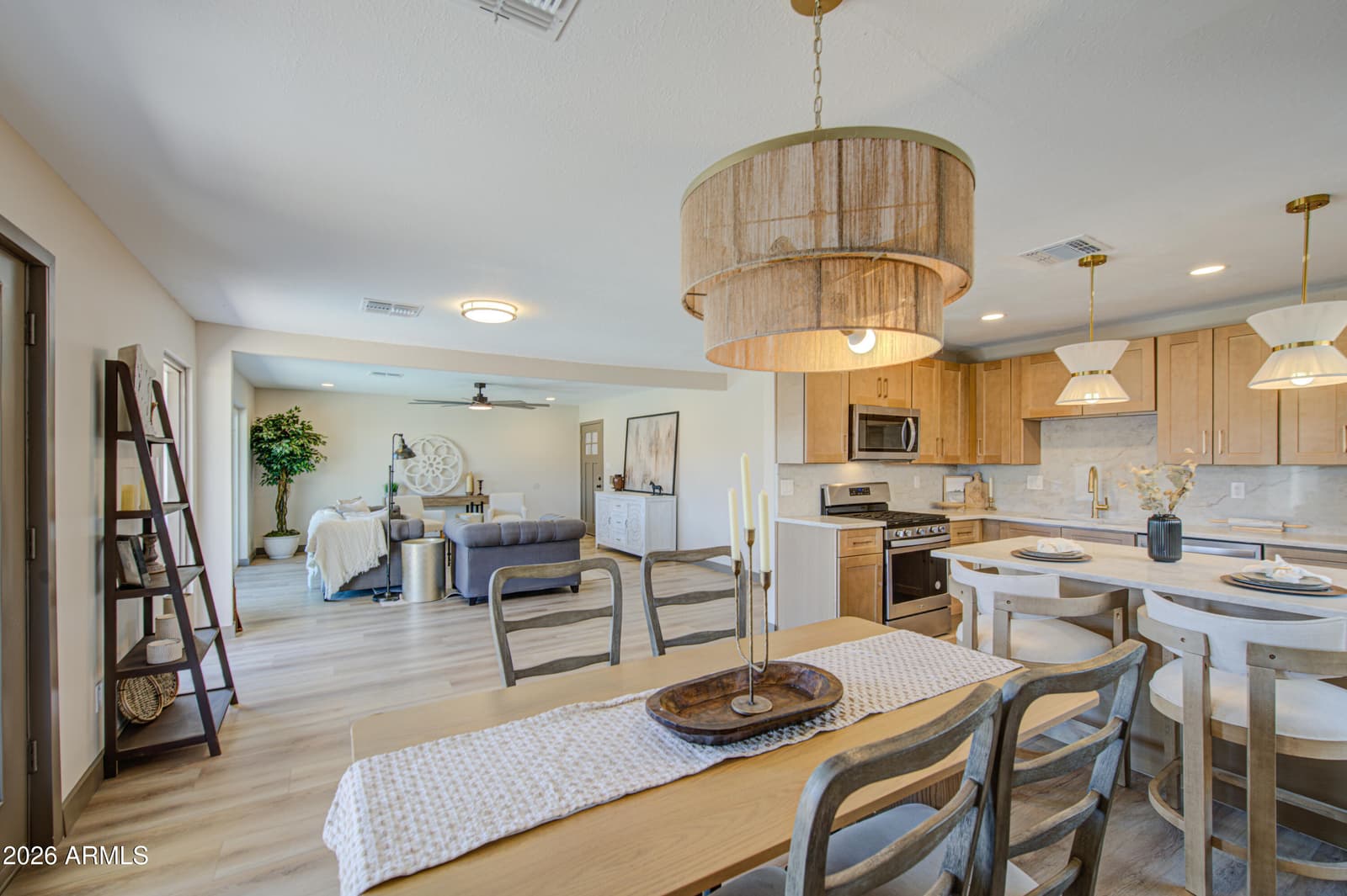 3823 W ROSE Lane, Phoenix, AZ 85019 — photo 11 of 39