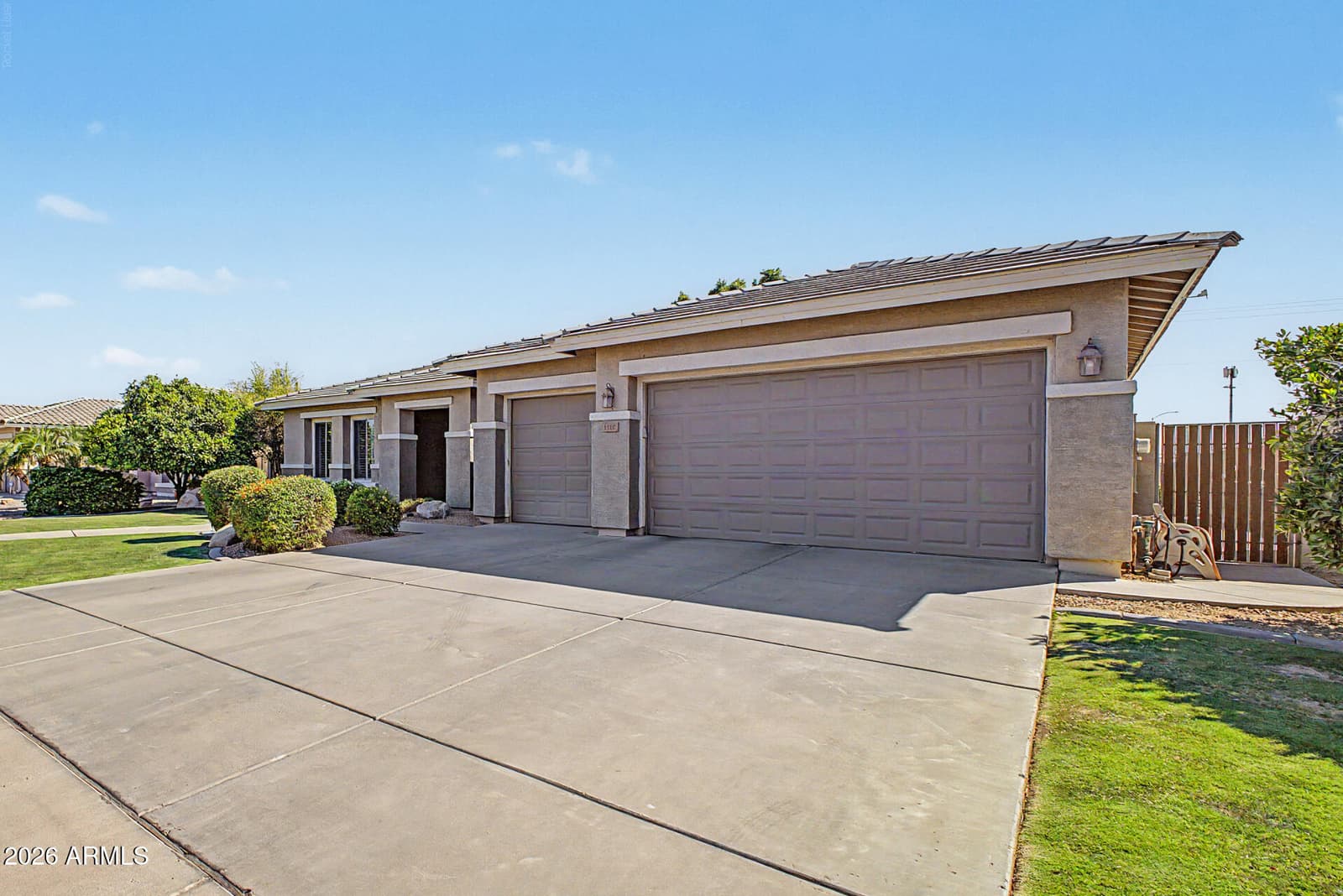 1512 N ROBIN Lane, Mesa, AZ 85213 — photo 3 of 30