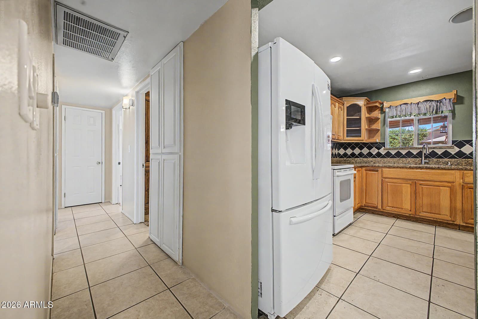 725 S PASADENA, Mesa, AZ 85210 — photo 18 of 50