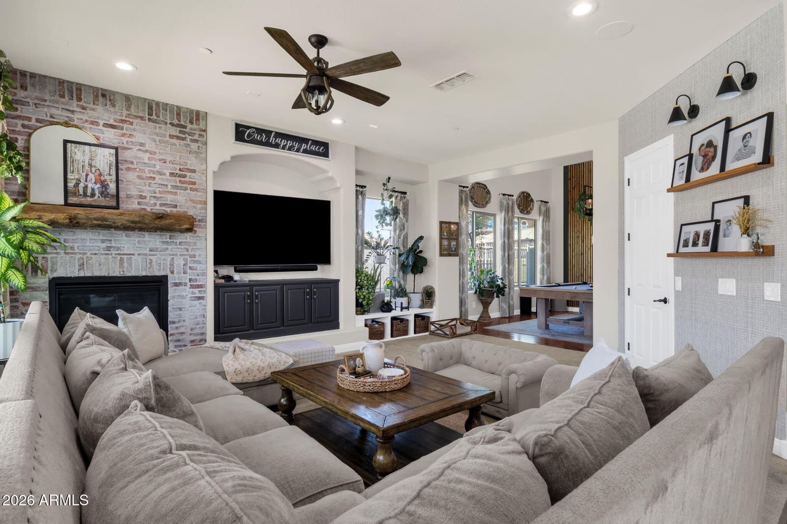 26808 N 11TH Drive, Phoenix, AZ 85085 — photo 8 of 57