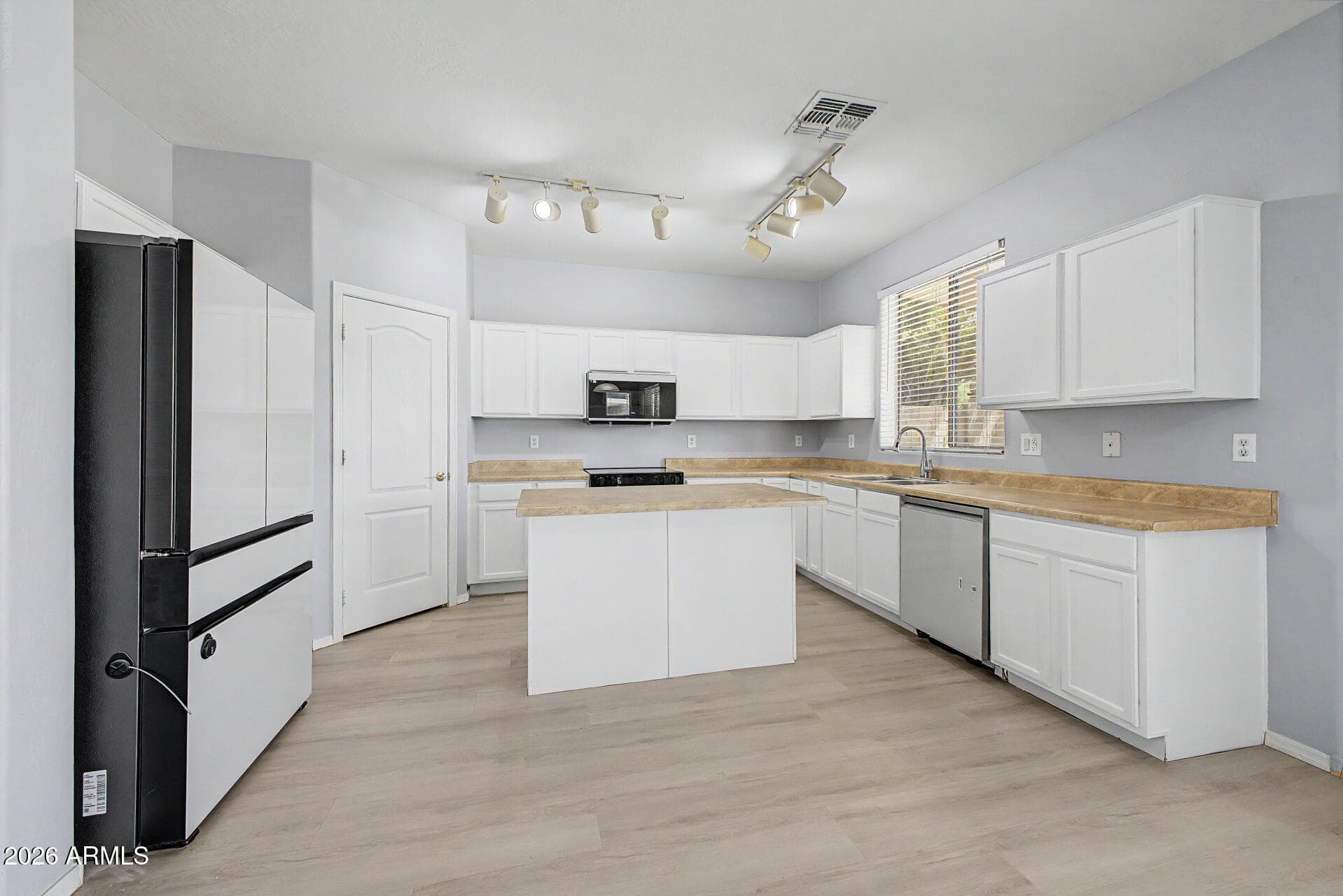 16815 N 172ND Avenue, Surprise, AZ 85388 — photo 3 of 53