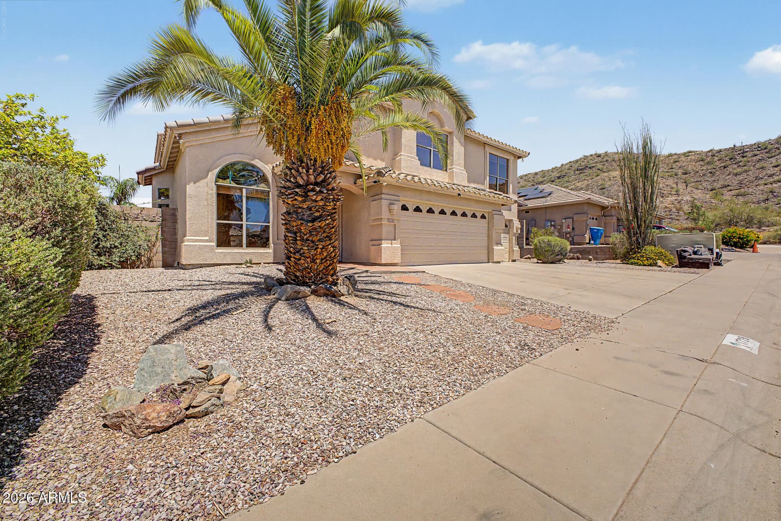 1728 E SAMUEL Drive, Phoenix, AZ 85024 — photo 3 of 25